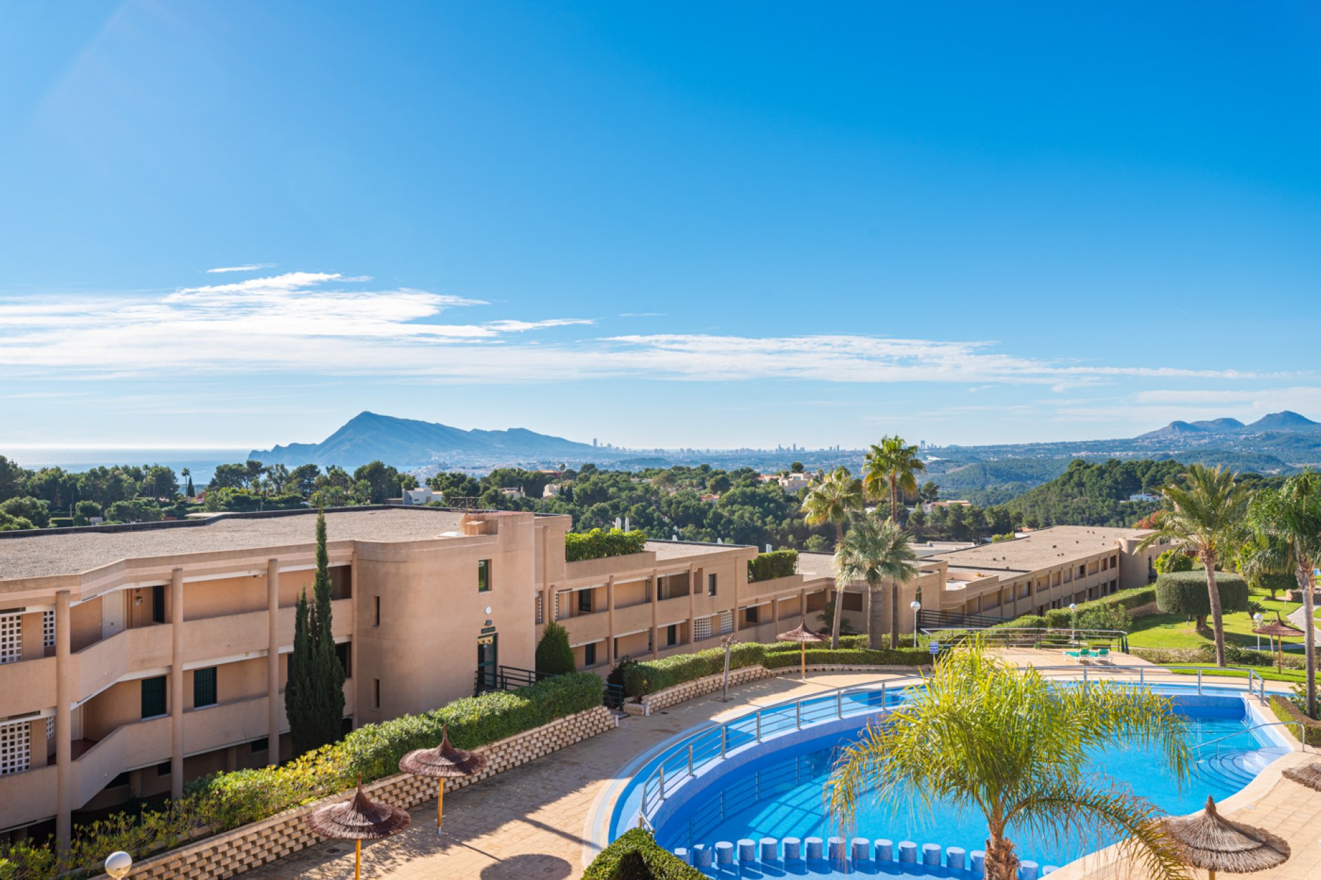 Luxe appartement in Altea met 2 slaapkamers, zwembad & balkon