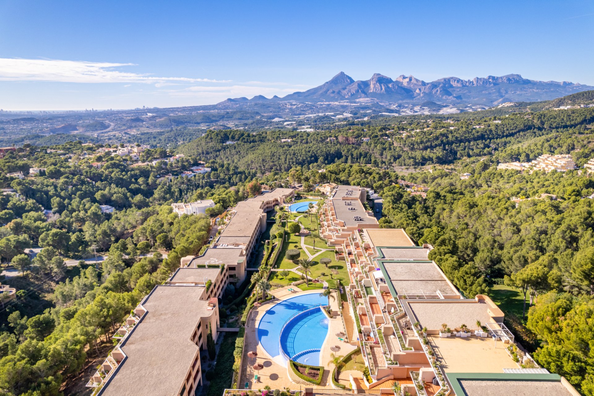 Luxe appartement in Altea met 2 slaapkamers, zwembad & balkon