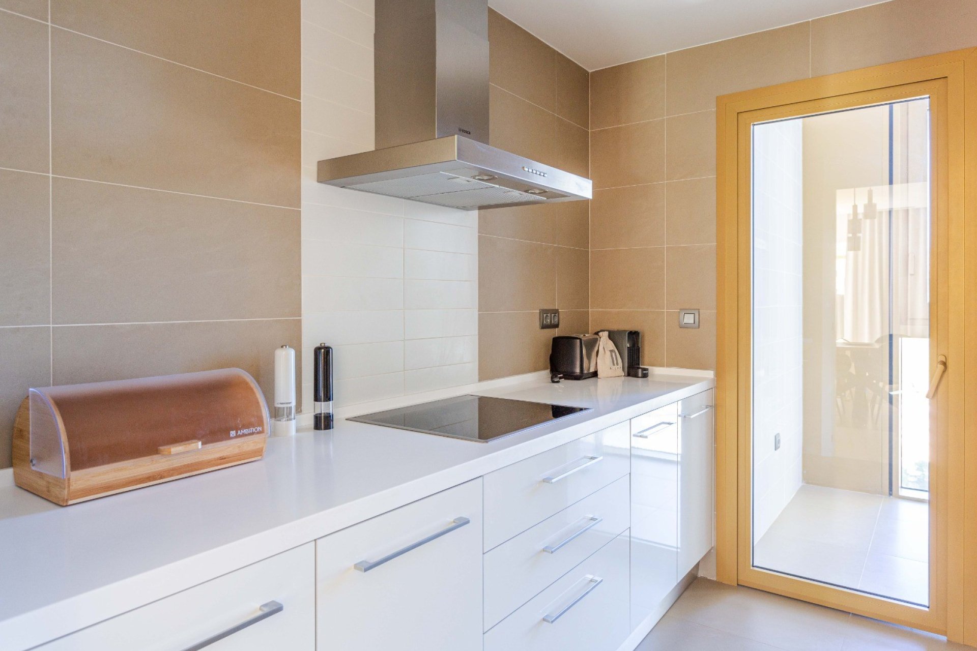 Luxe appartement in Intempo Benidorm met panoramisch zeezicht en faciliteiten