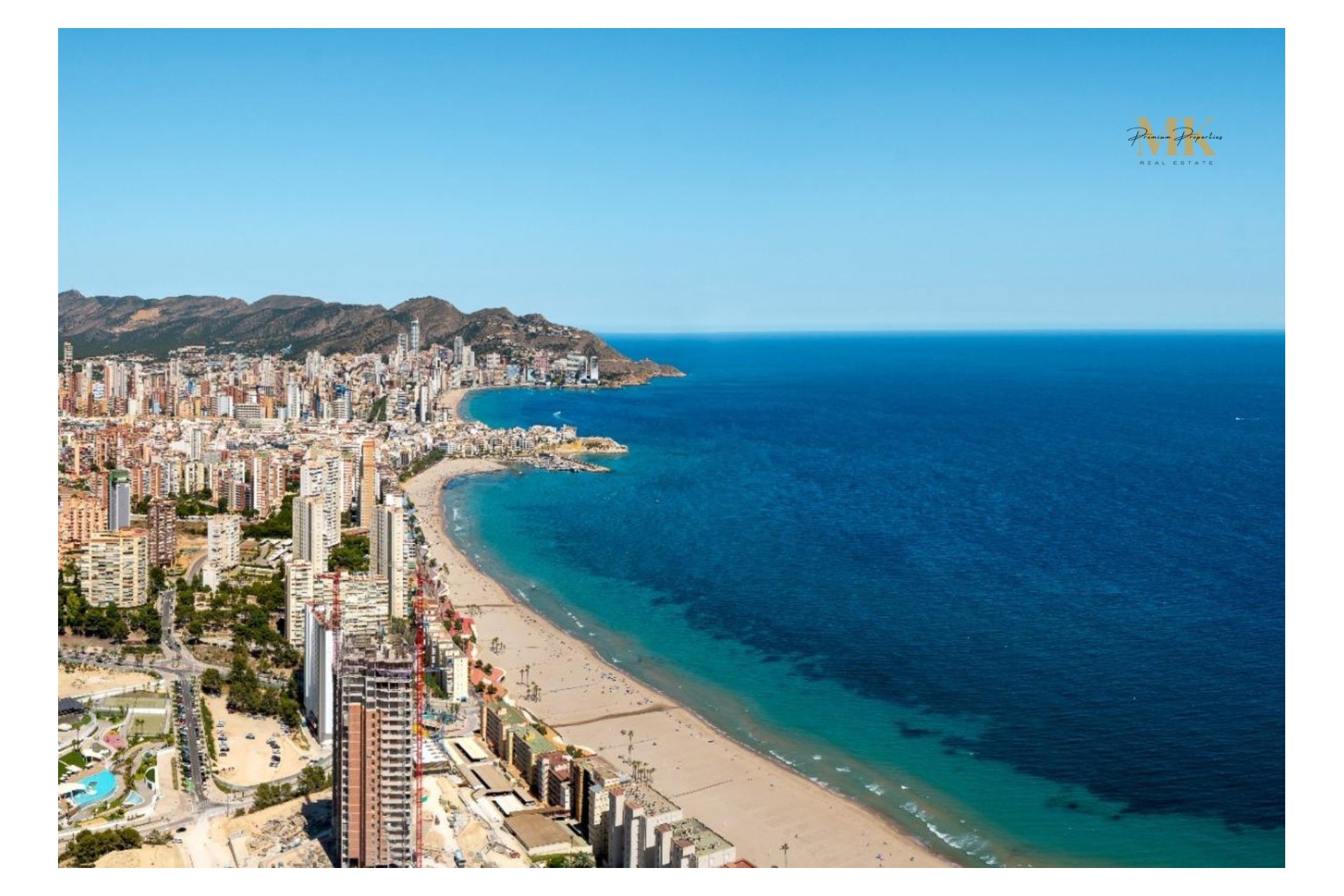 Luxe appartement in Intempo Benidorm met panoramisch zeezicht en faciliteiten