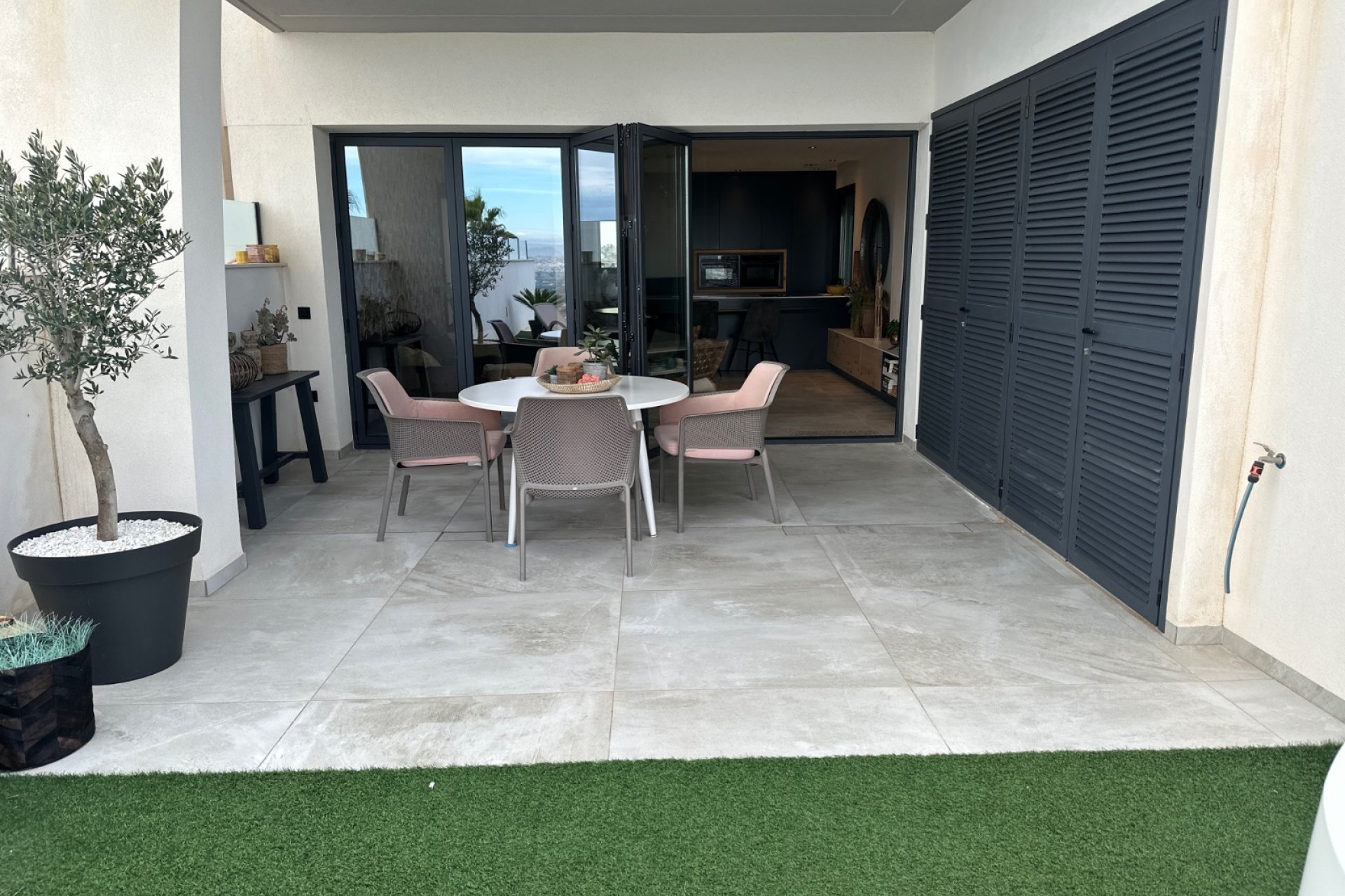 Luxe appartement met privé zwembad en bergzicht in Ciudad Quesada, Spanje