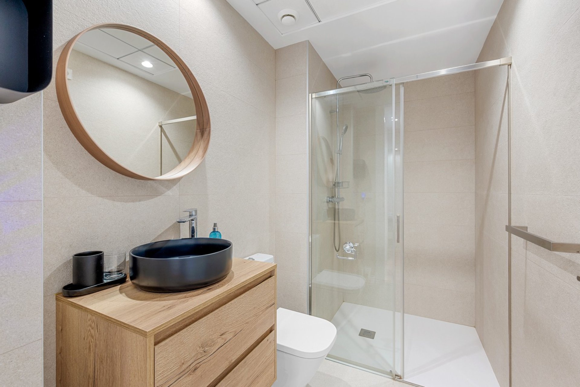 Luxe bungalow met 2 slaapkamers en uitzicht op golfbaan in Monforte del Cid