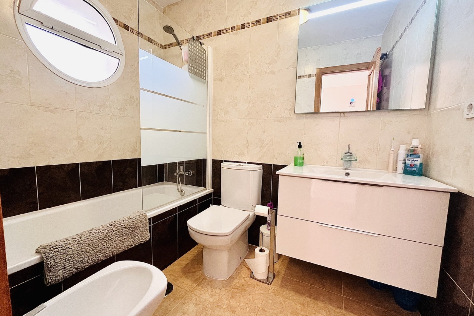 Luxe herenhuis met zeezicht en zwembad in Lomas de Cabo Roig, Costa Blanca