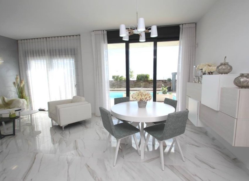 Luxe Nieuwbouw Villa met Privézwembad in Orihuela Costa