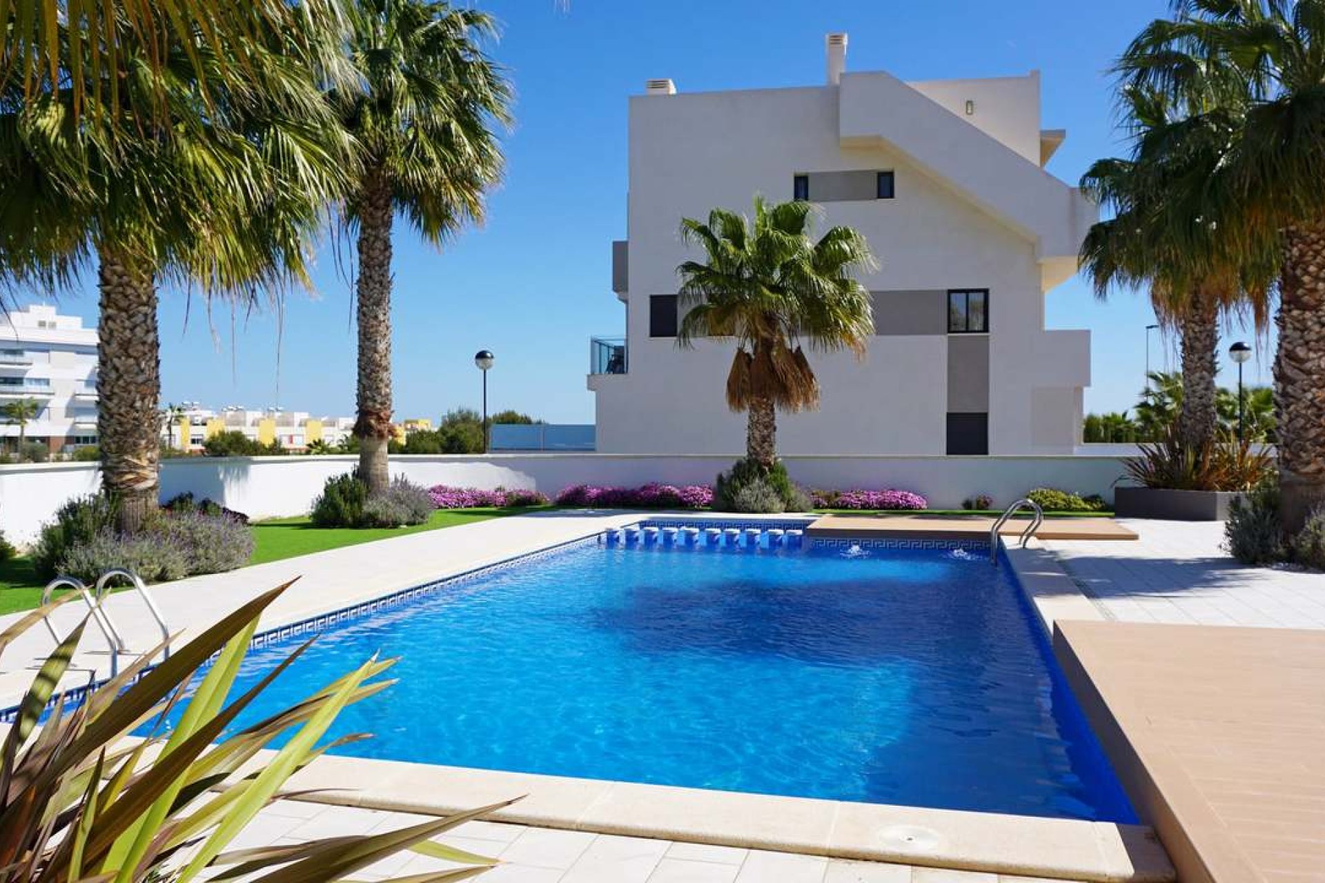 Luxe penthouse met zeezicht en 3 slaapkamers in Los Dolses, Orihuela Costa