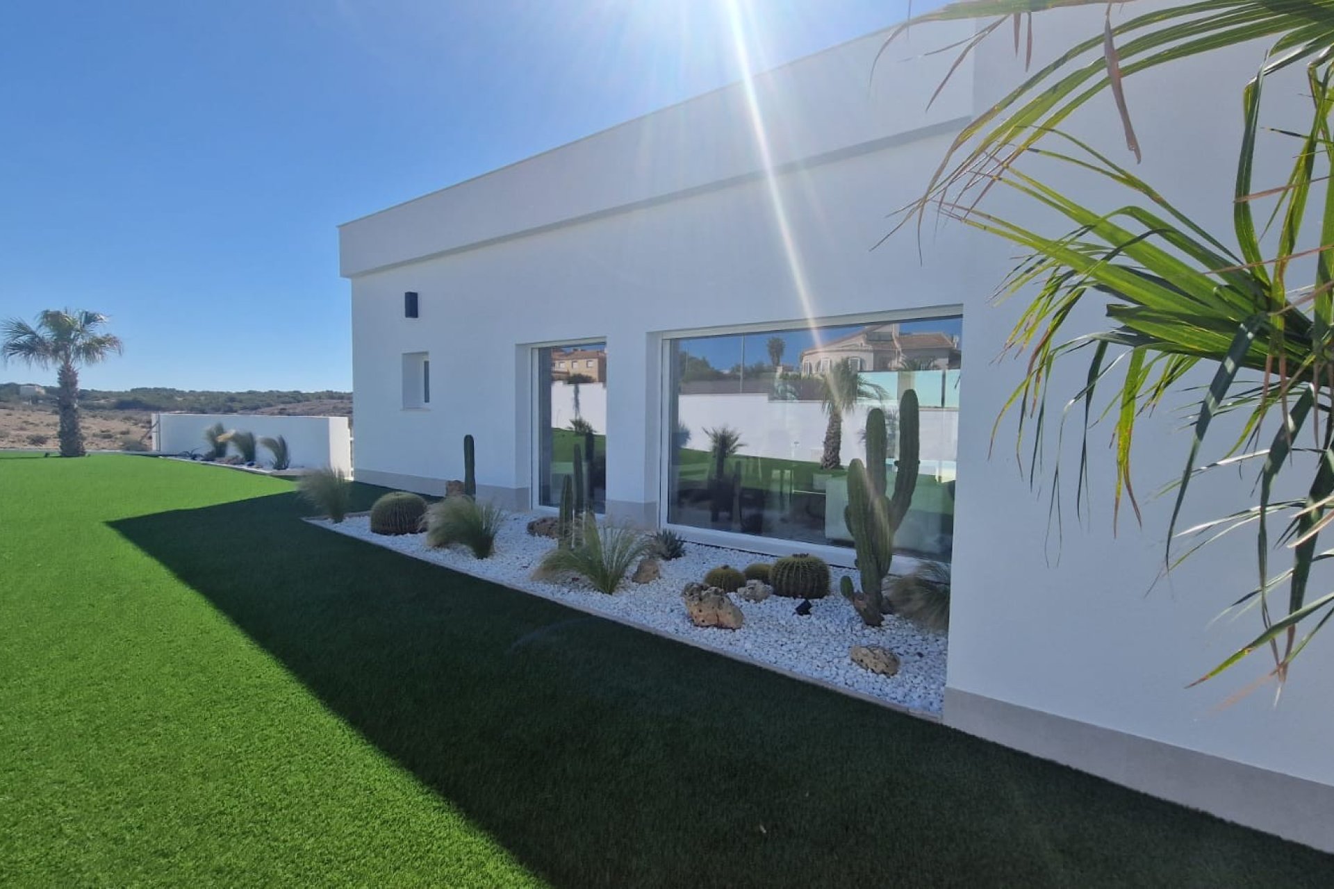 Luxe villa in La Marina met panoramisch uitzicht, zwembad en nabij strand