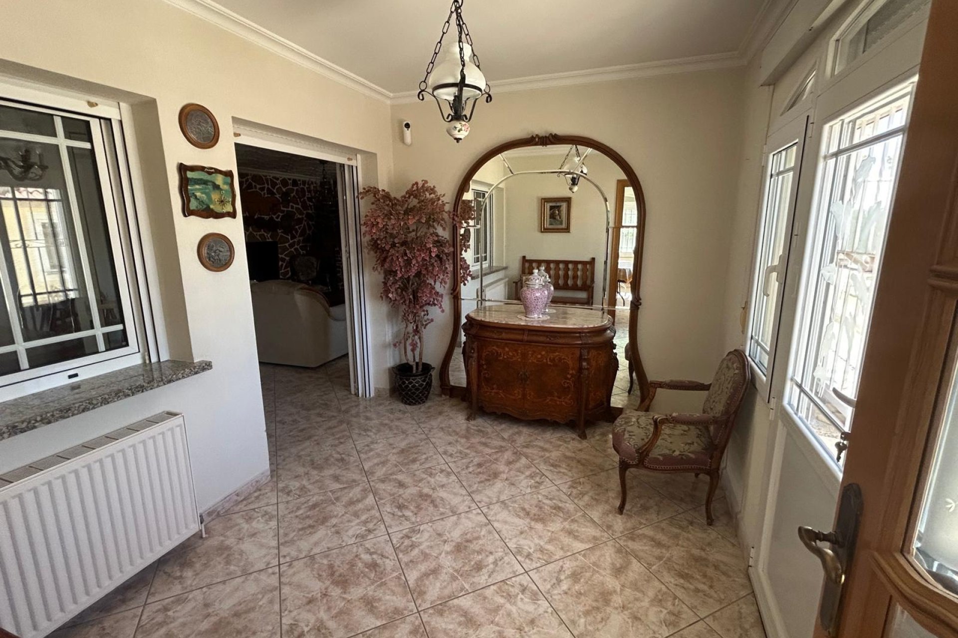 Luxe villa met 6 slaapkamers, gastenverblijf en privézwembad in Ciudad Quesada