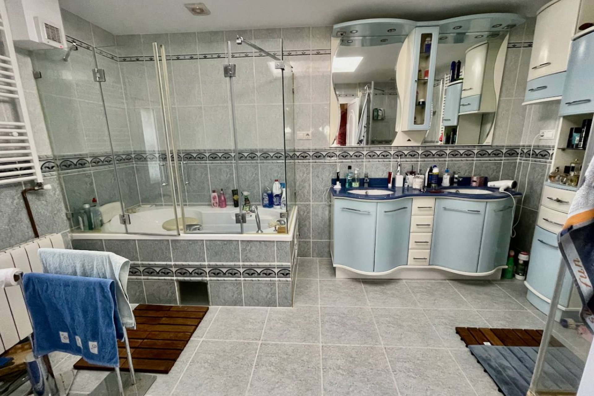 Luxe villa met 6 slaapkamers, privézwembad en panoramisch uitzicht Guardamar