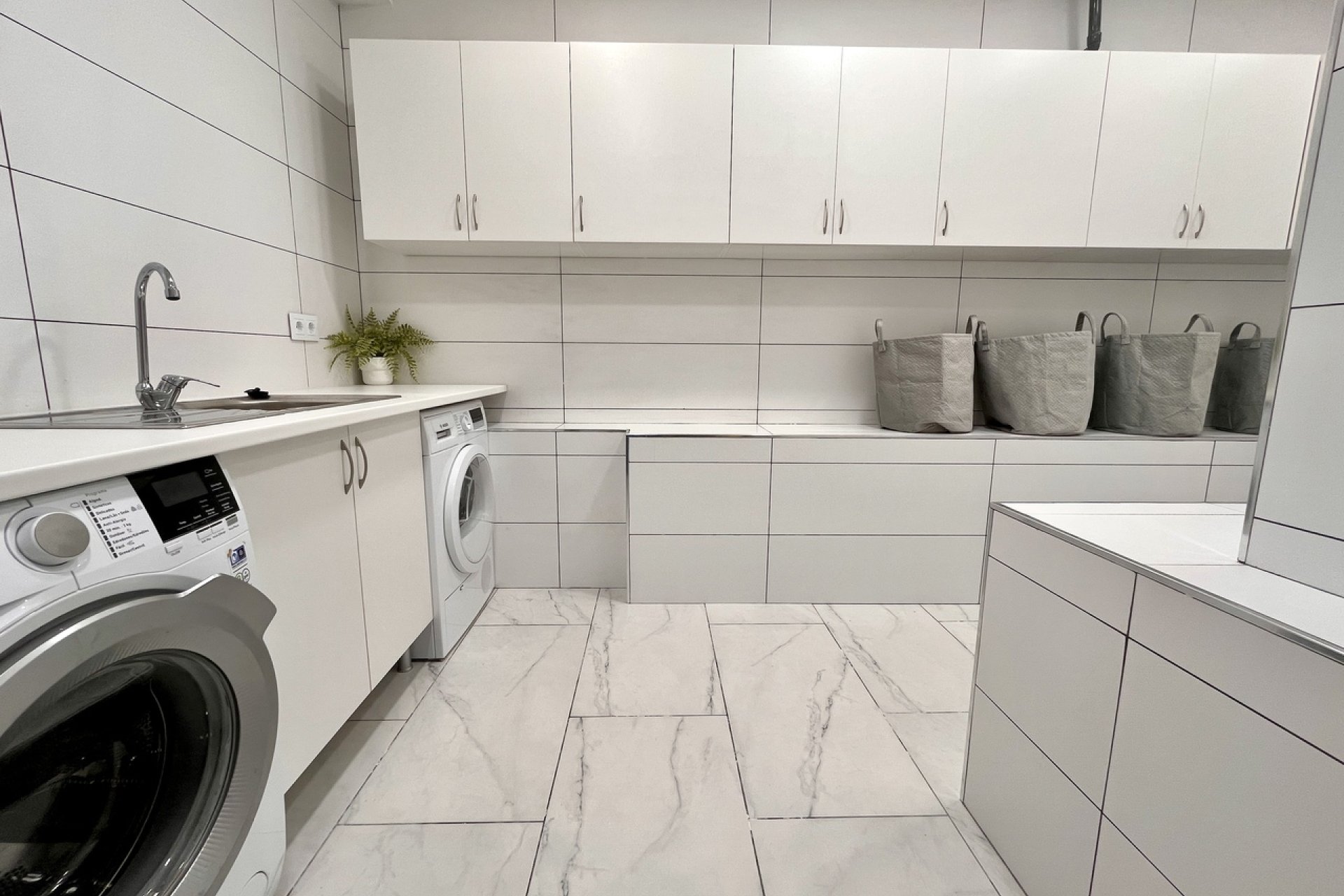 Luxe villa met panoramisch uitzicht en groot perceel in San Miguel de Salinas