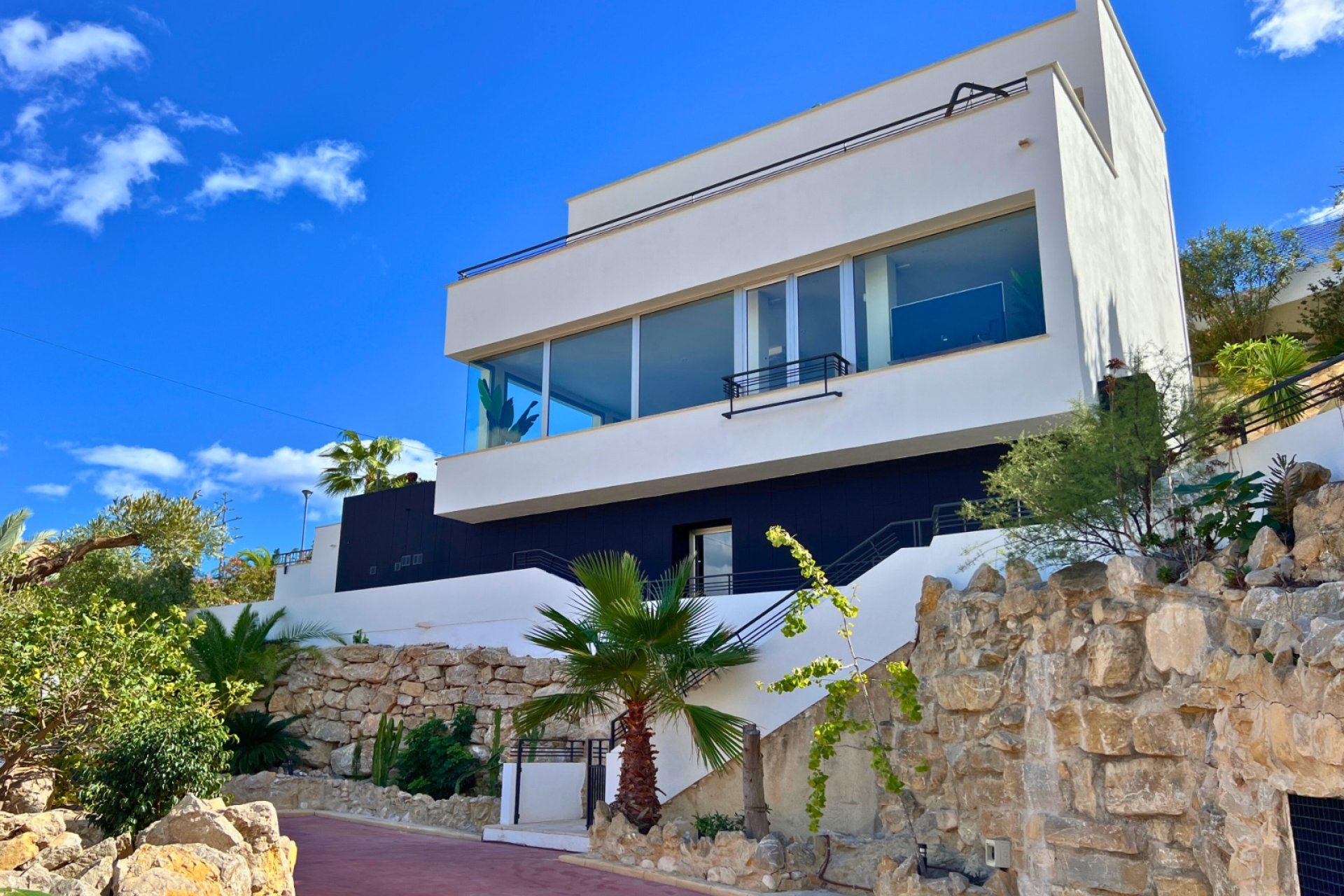 Luxe villa met panoramisch zeezicht en privacy in El Campello, Costa Blanca