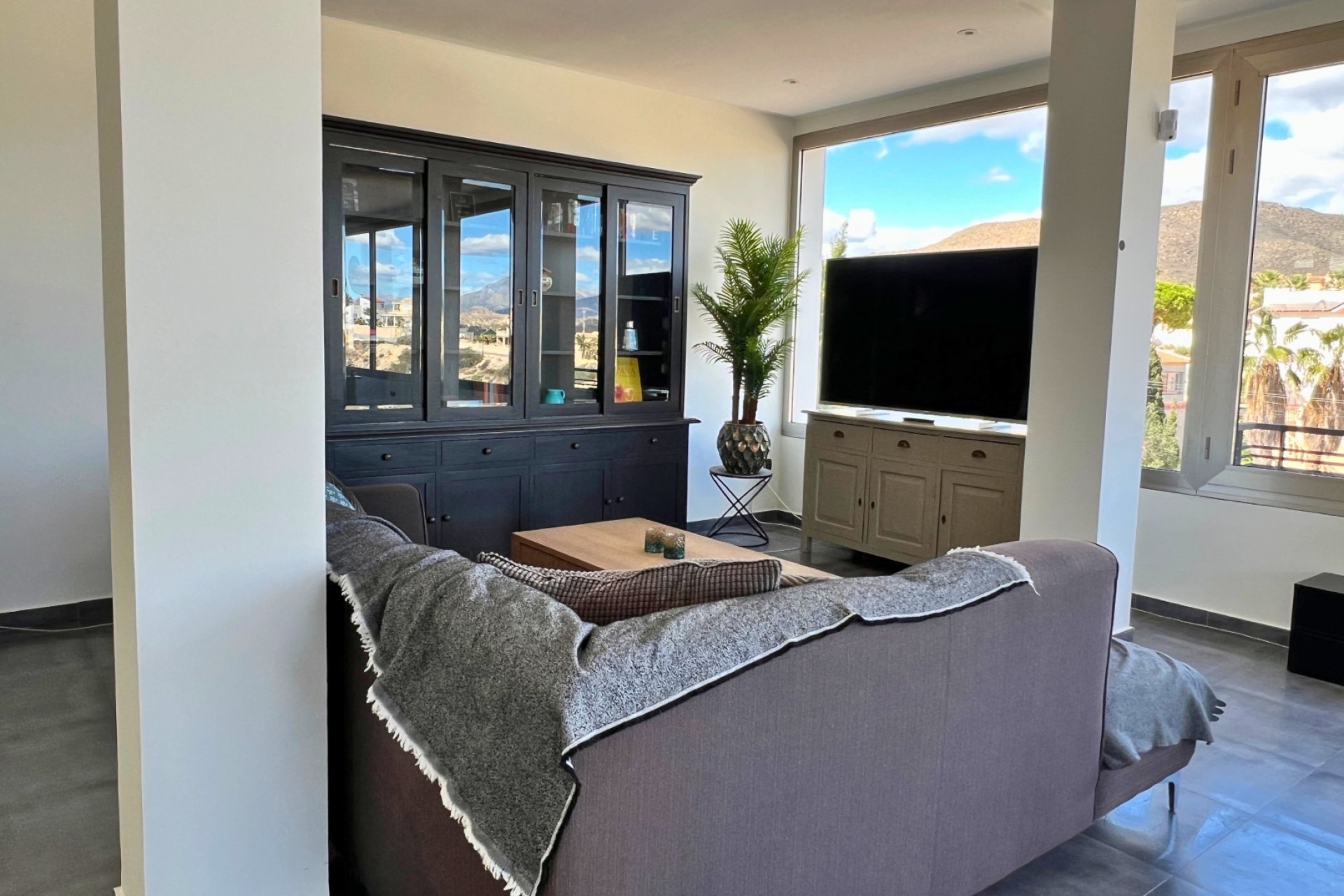 Luxe villa met panoramisch zeezicht en privacy in El Campello, Costa Blanca