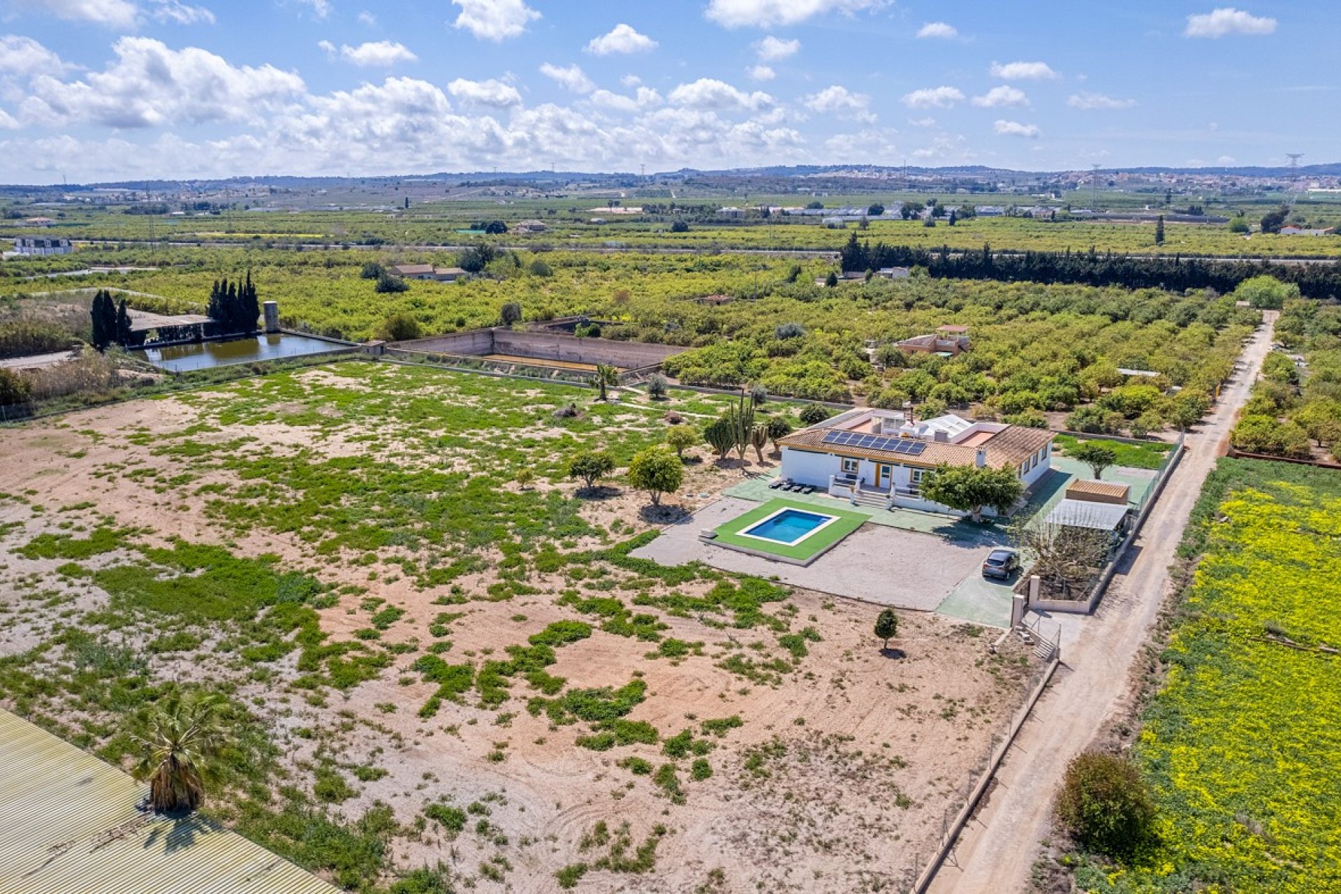 Luxe villa met privé zwembad en grote tuin in Los Montesinos, Costa Blanca