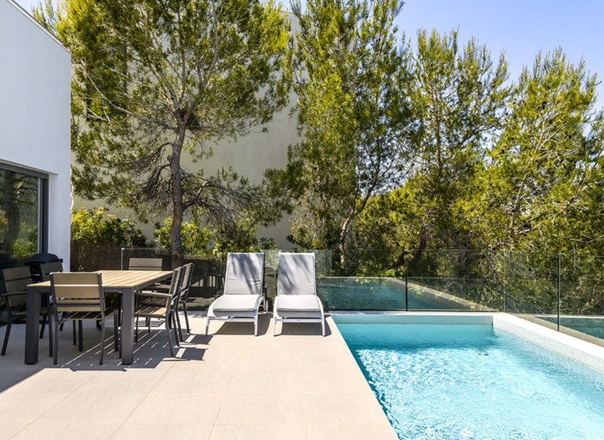 Luxe villa met privé zwembad in Las Colinas Golf, Spanje
