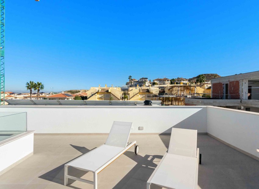 Luxe villa met privézwembad en solarium in Rojales nabij golf en zee