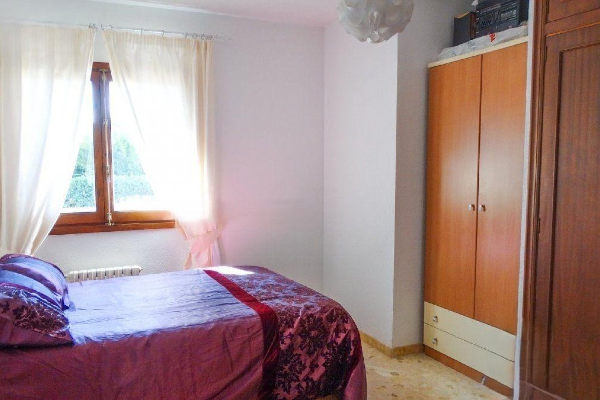 Luxe villa met privézwembad en tuin in Benidorm, dichtbij het strand