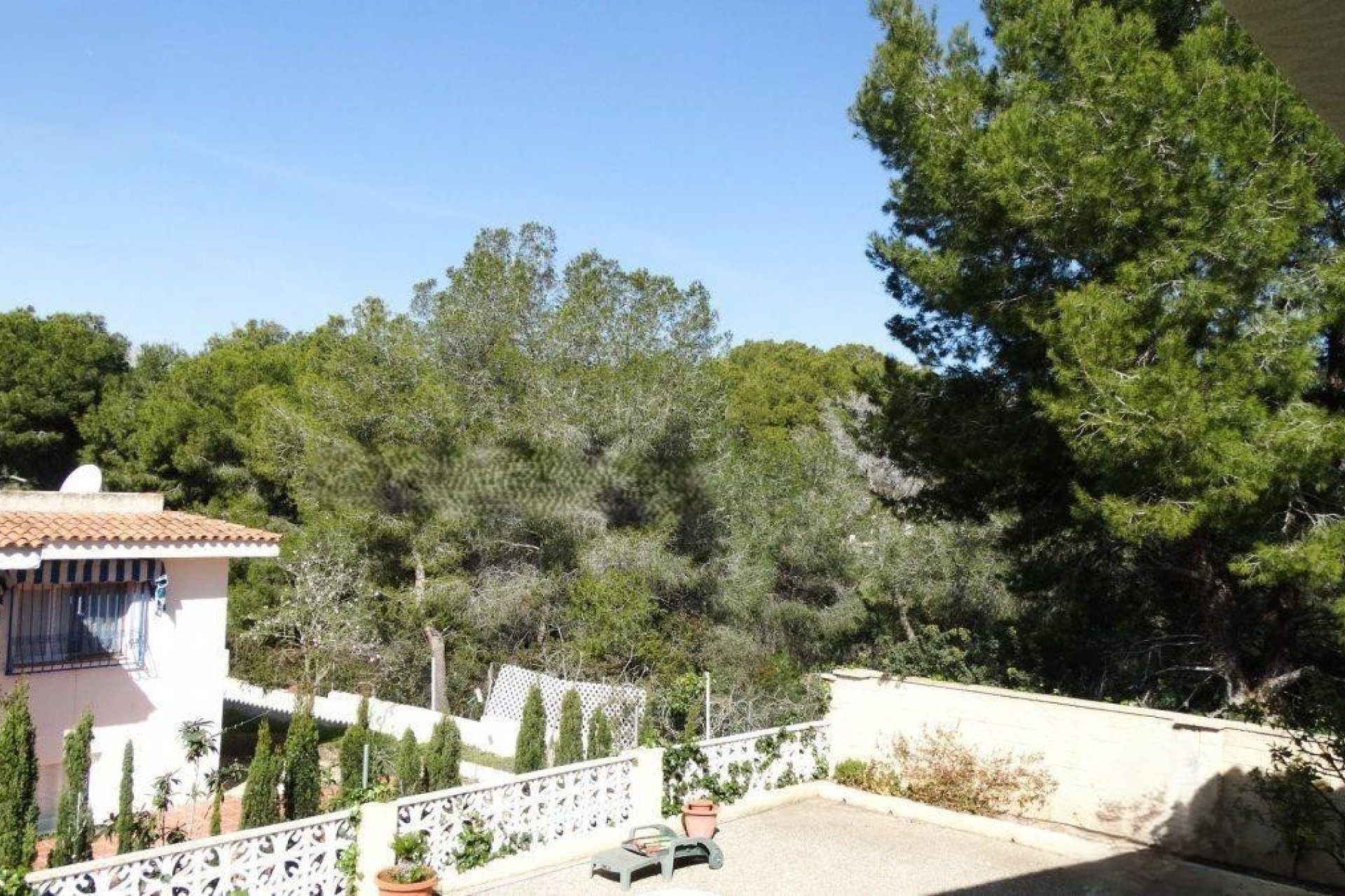 Luxe villa met privézwembad en tuin in Benidorm, dichtbij het strand