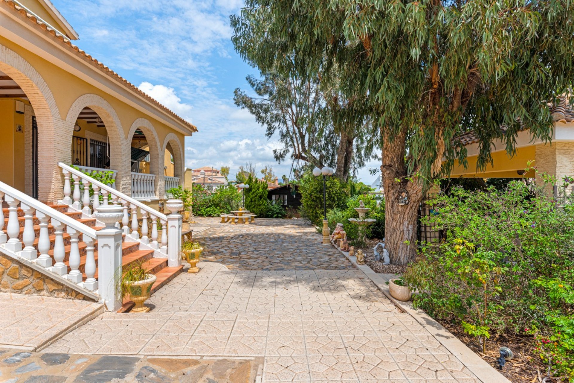 Luxe villa met privézwembad en tuin in Vistabella, nabij Jacarilla, Costa Blanca