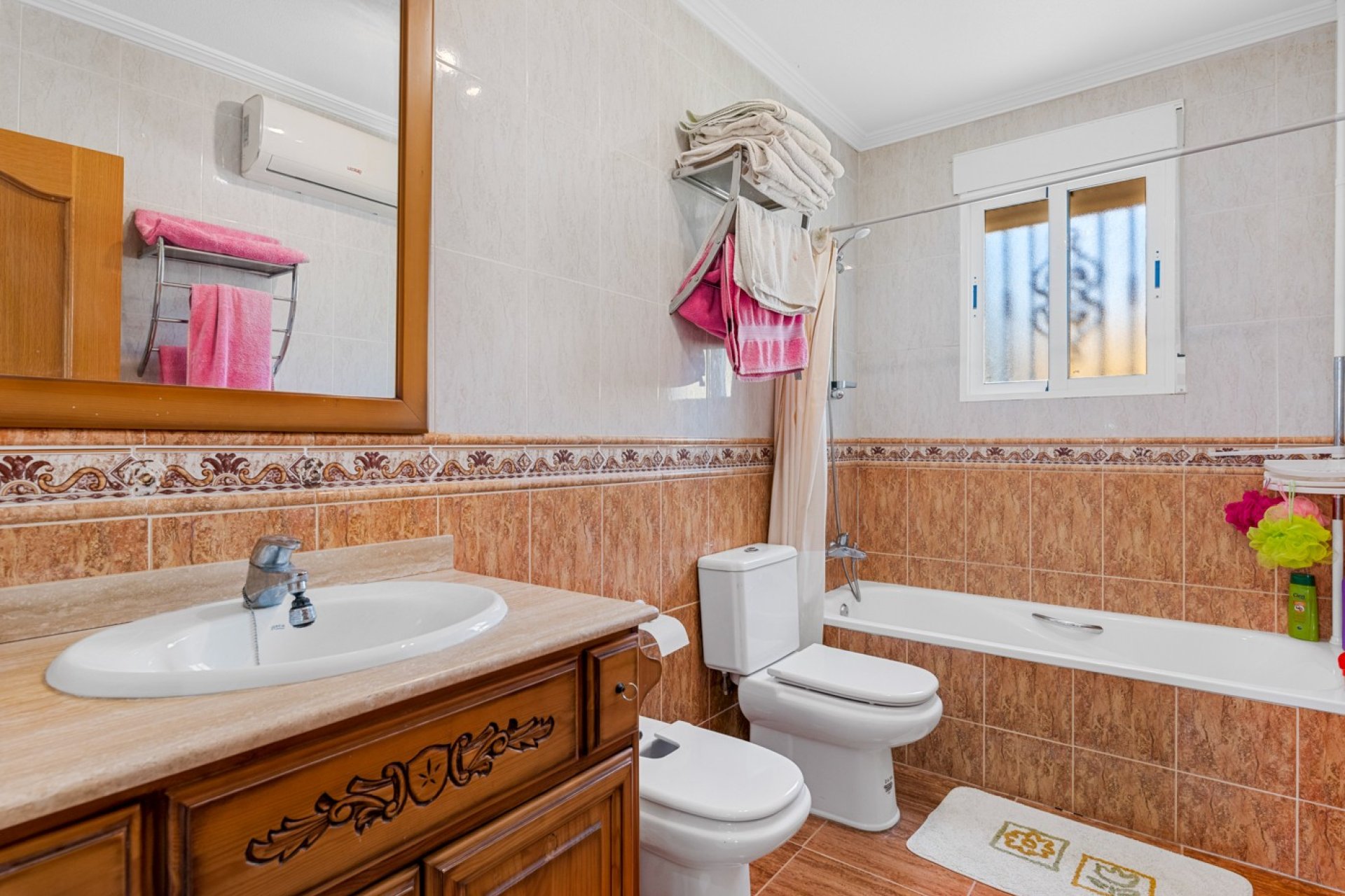 Luxe villa met privézwembad en tuin in Vistabella, nabij Jacarilla, Costa Blanca