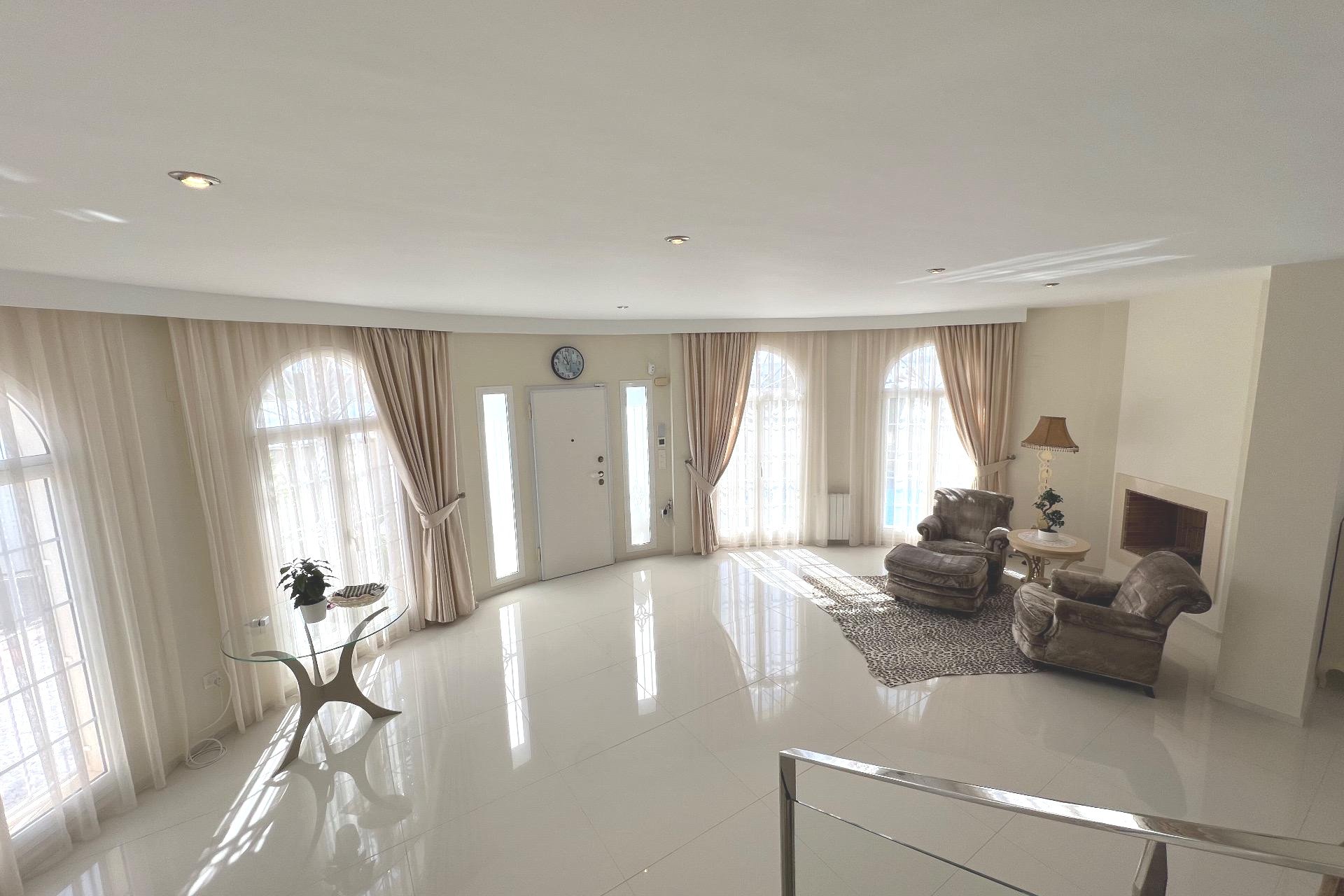 Luxe villa met privézwembad, sauna en zeezicht in Ciudad Quesada, nabij golf