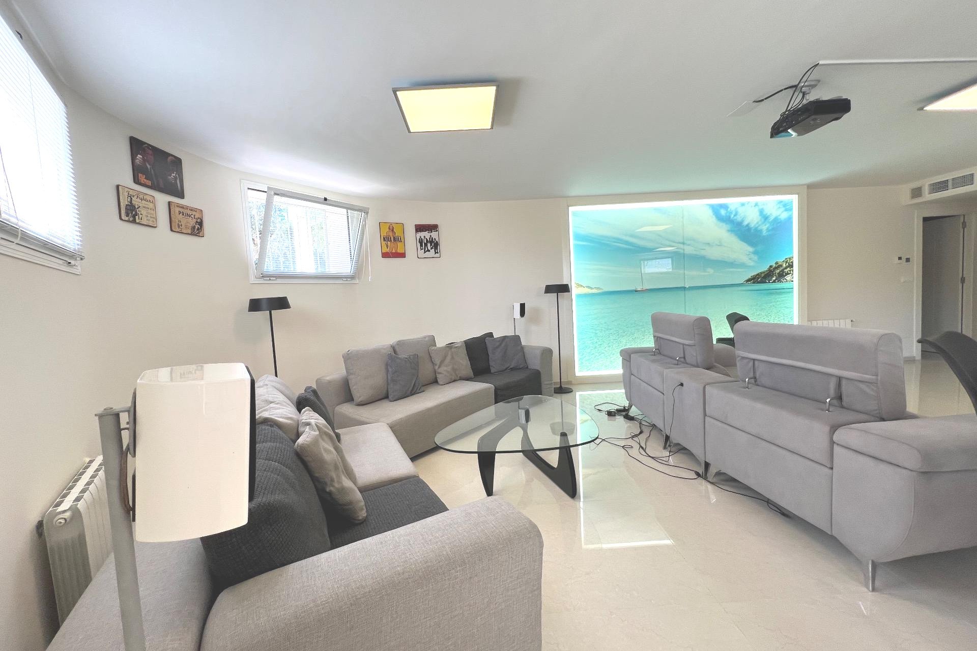 Luxe villa met privézwembad, sauna en zeezicht in Ciudad Quesada, nabij golf