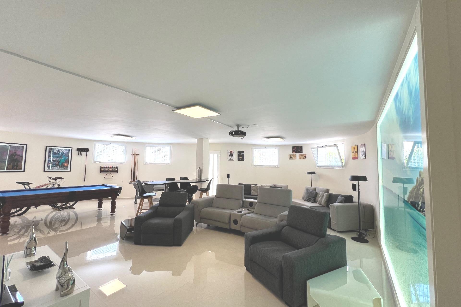 Luxe villa met privézwembad, sauna en zeezicht in Ciudad Quesada, nabij golf