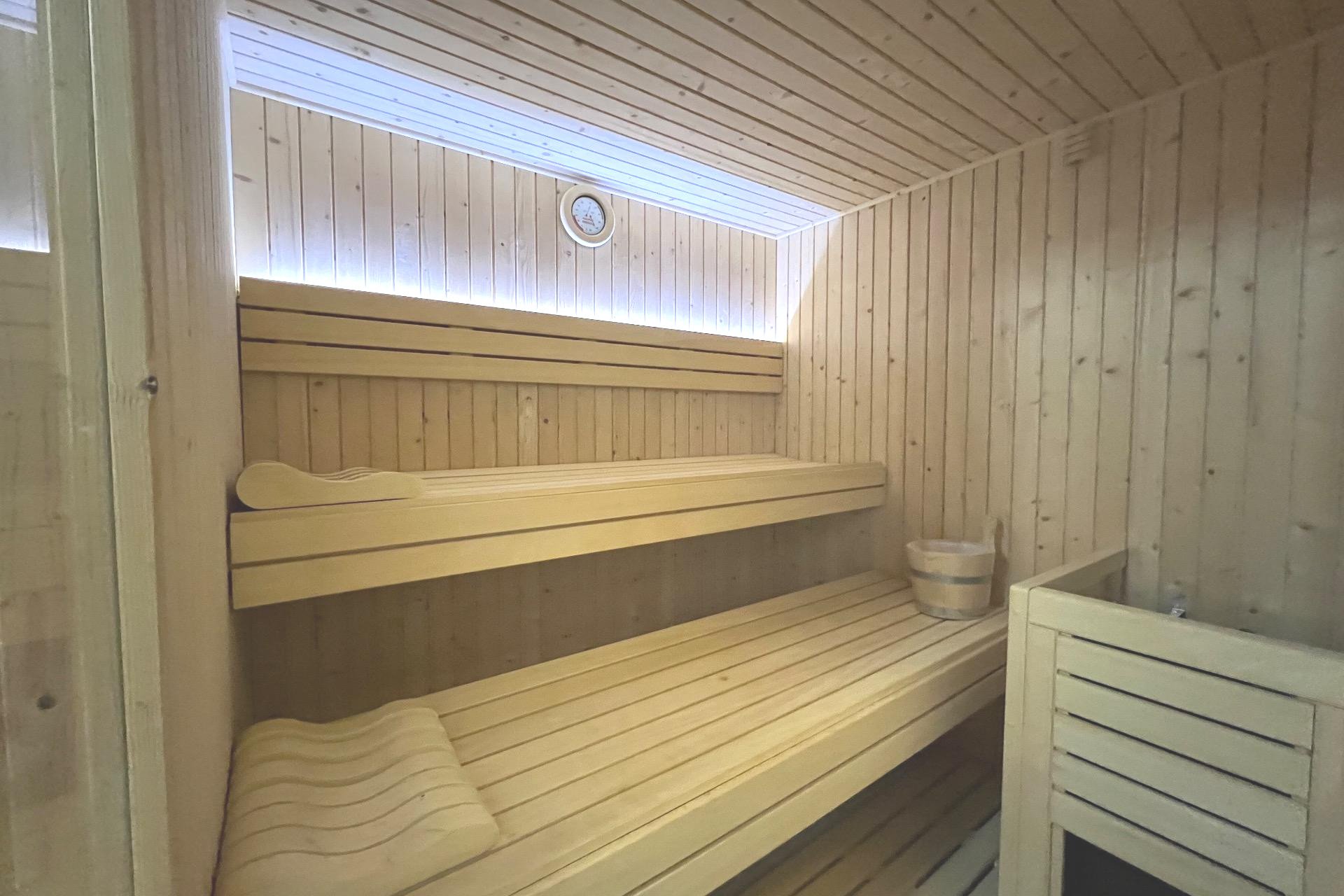 Luxe villa met privézwembad, sauna en zeezicht in Ciudad Quesada, nabij golf