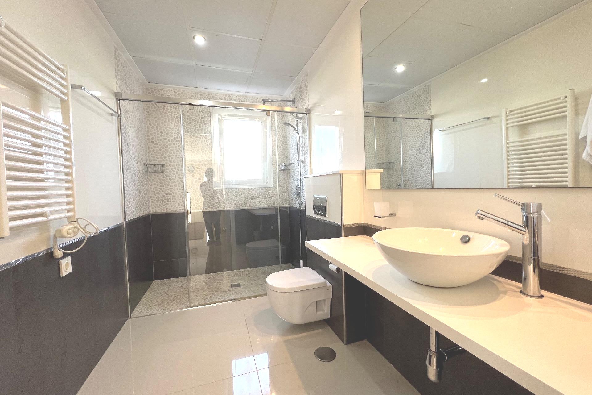 Luxe villa met privézwembad, sauna en zeezicht in Ciudad Quesada, nabij golf