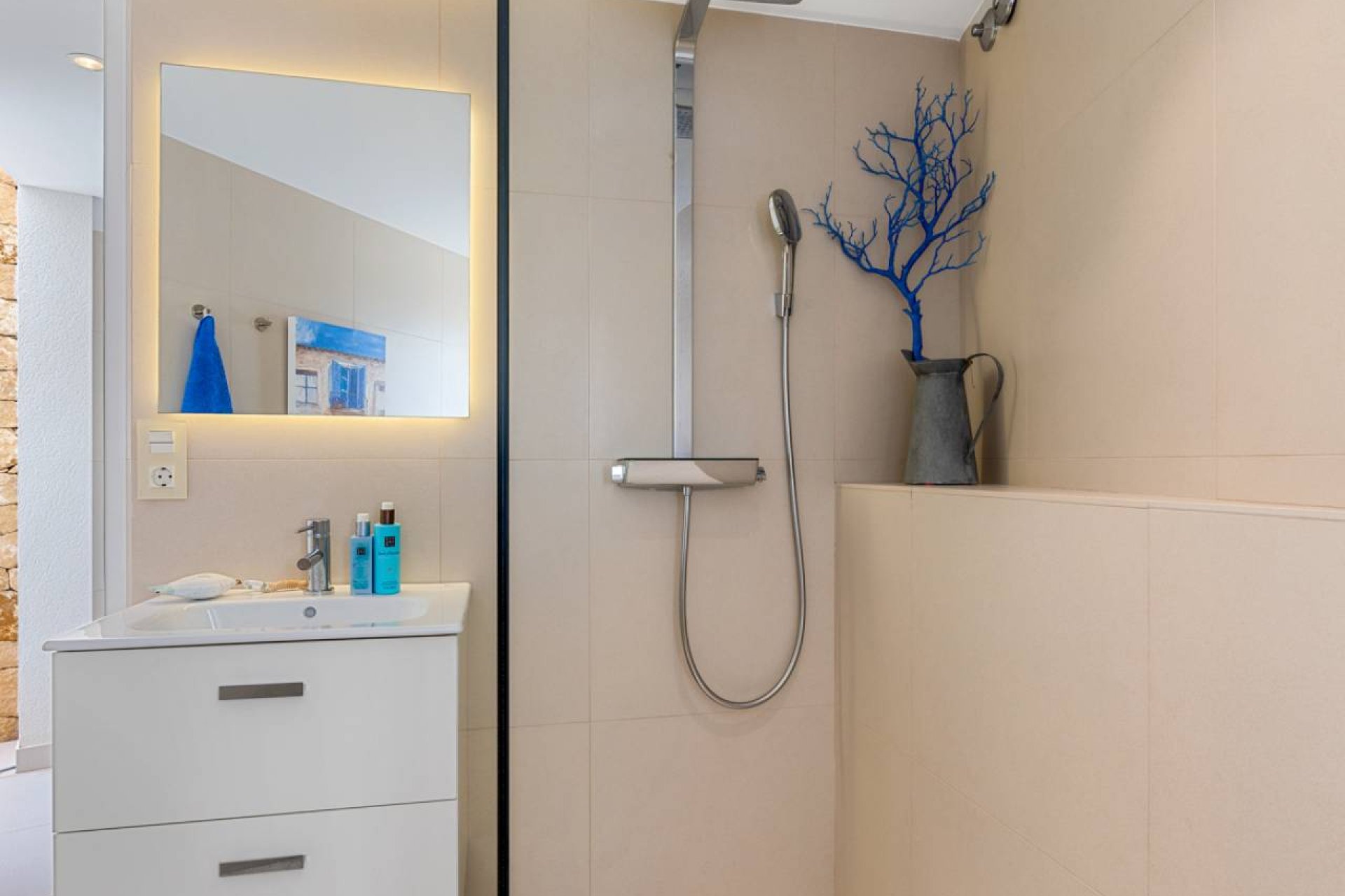 Luxe villa met zeezicht, 5 slaapkamers en groot perceel in Ciudad Quesada