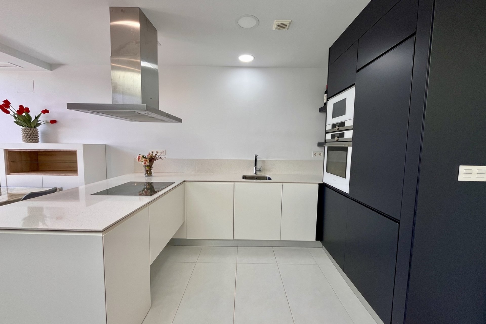 Luxe villa met zeezicht en privézwembad in Orihuela Costa