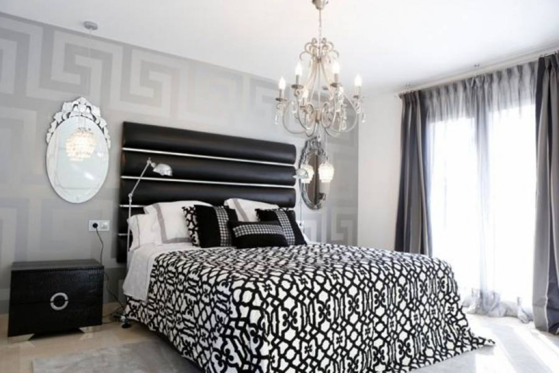 Luxe villa met zeezicht in Benissa, 4 slaapkamers, privézwembad, ruime tuin