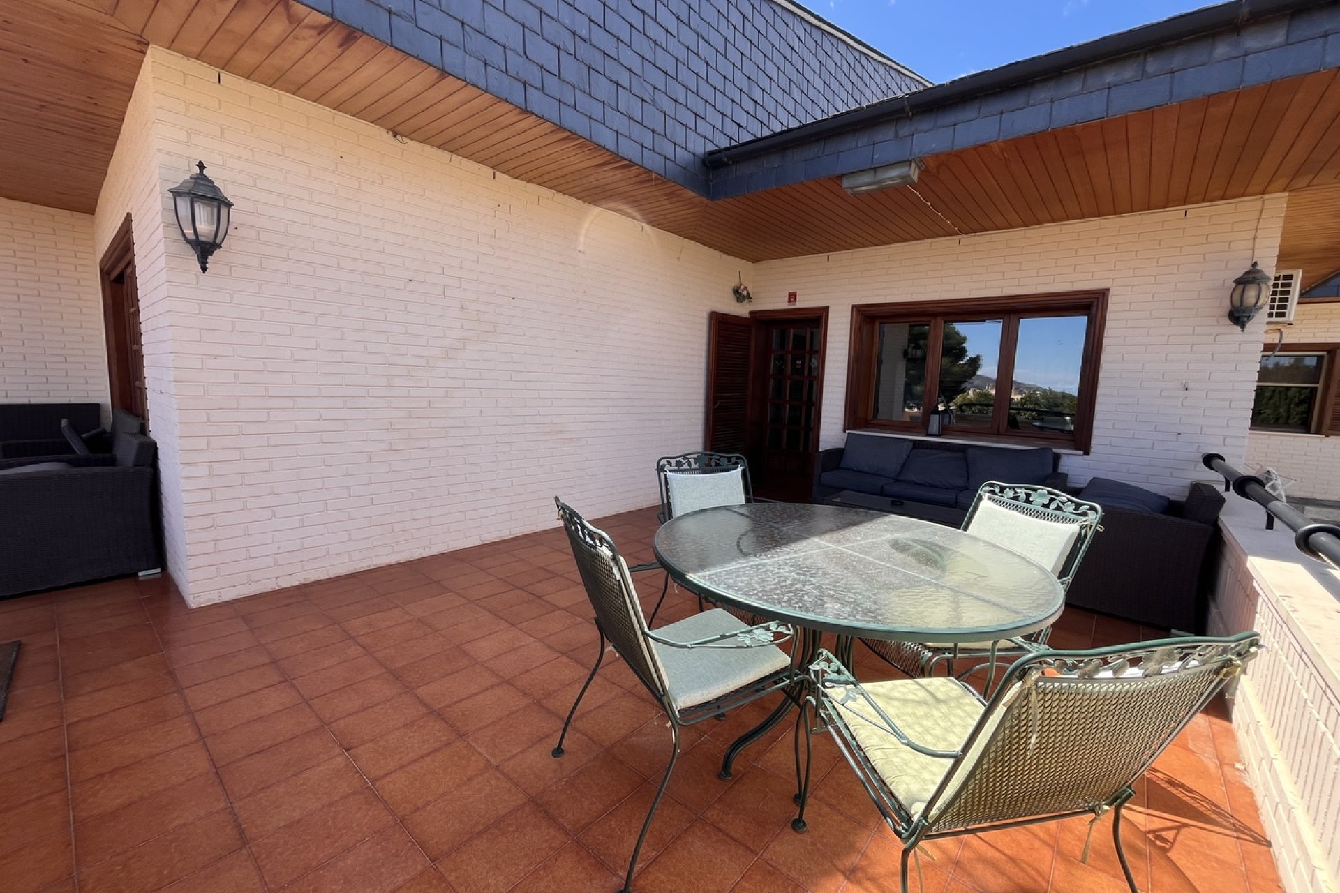 Luxe villa met zeezicht, privézwembad en grote tuin in La Nucía, Costa Blanca