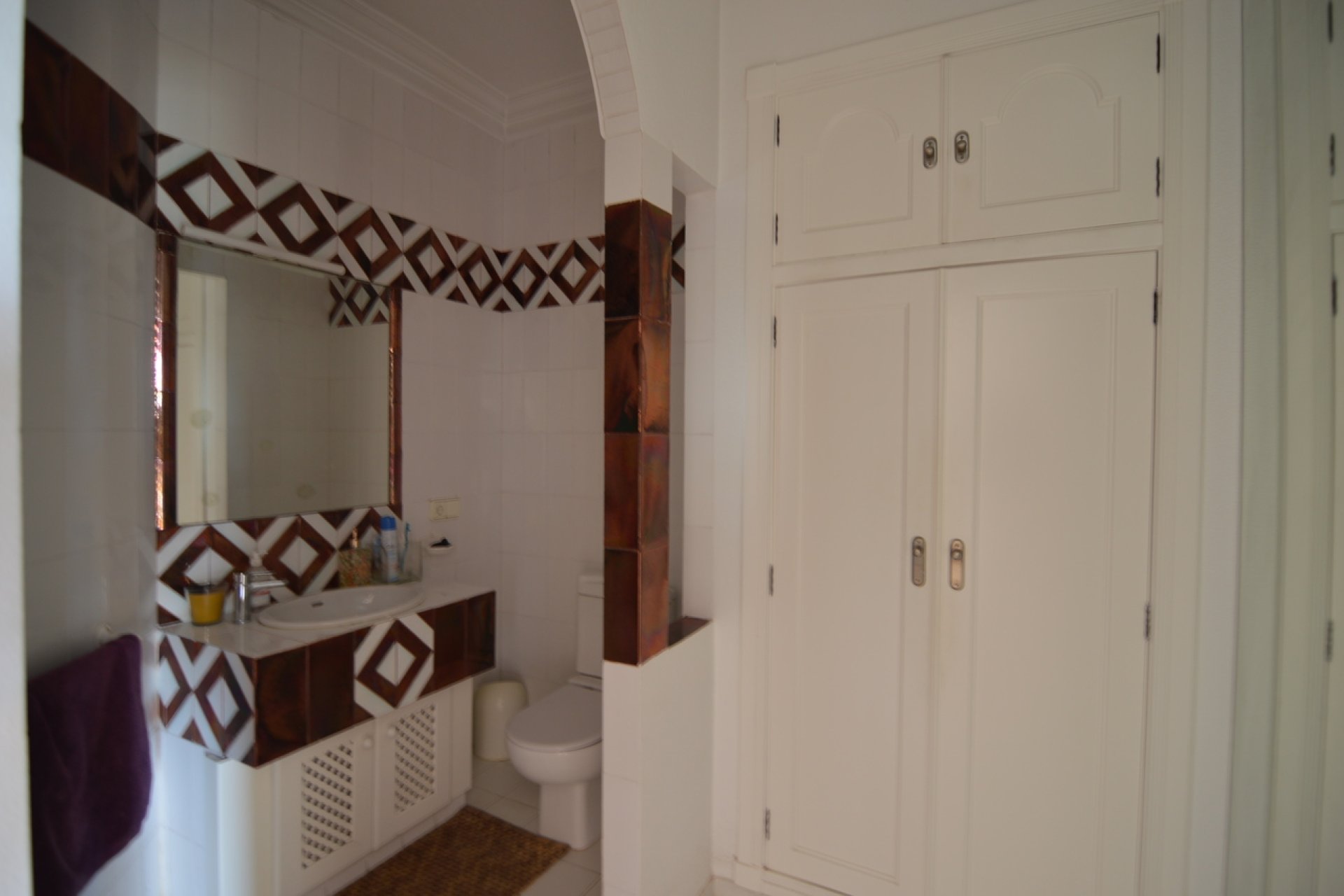 ﻿Luxuriously renovated villa with a pool and double garage in Torrevieja, 4 bedrooms