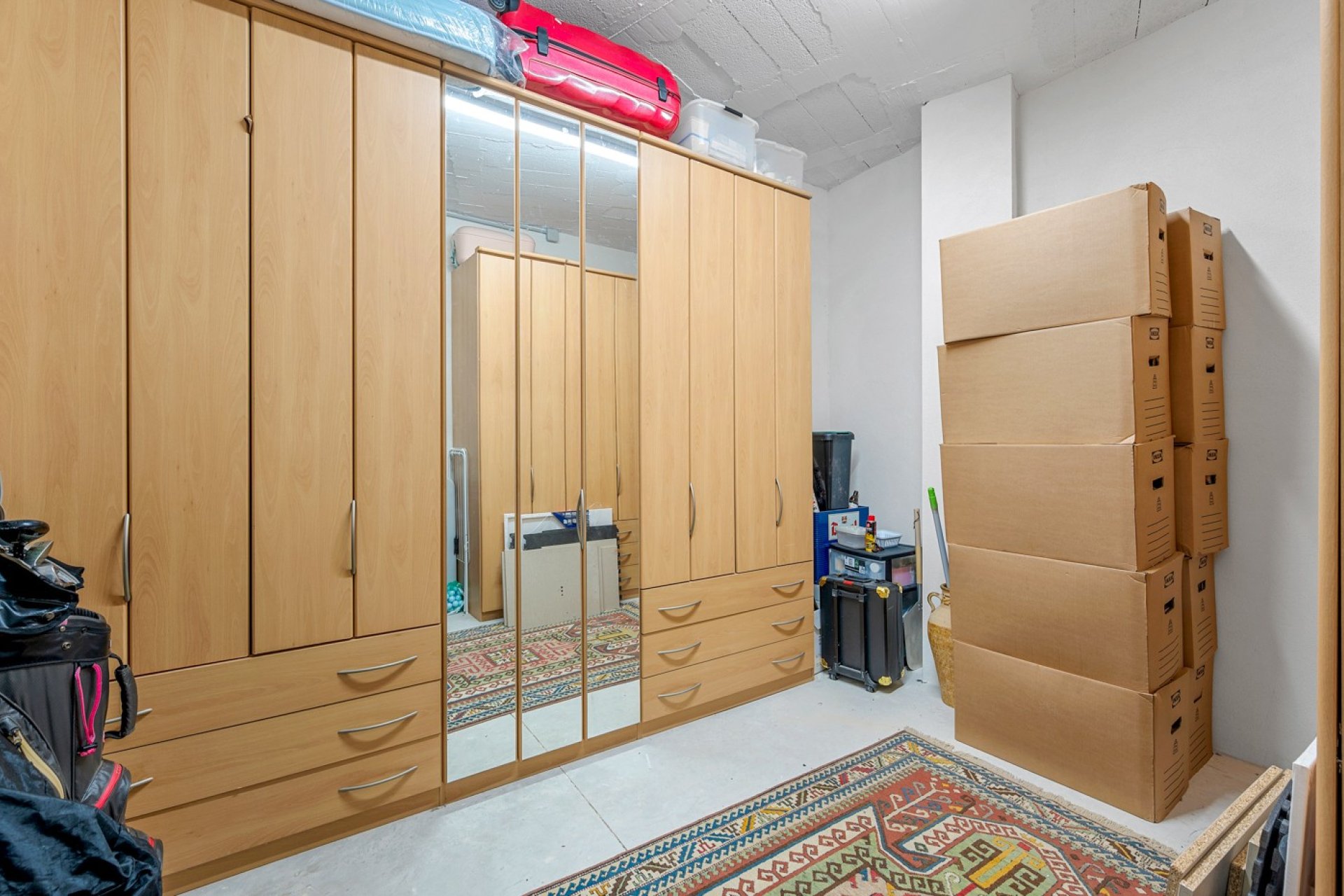 Luxury 2-bedroom bungalow with views of the golf course in Monforte del Cid