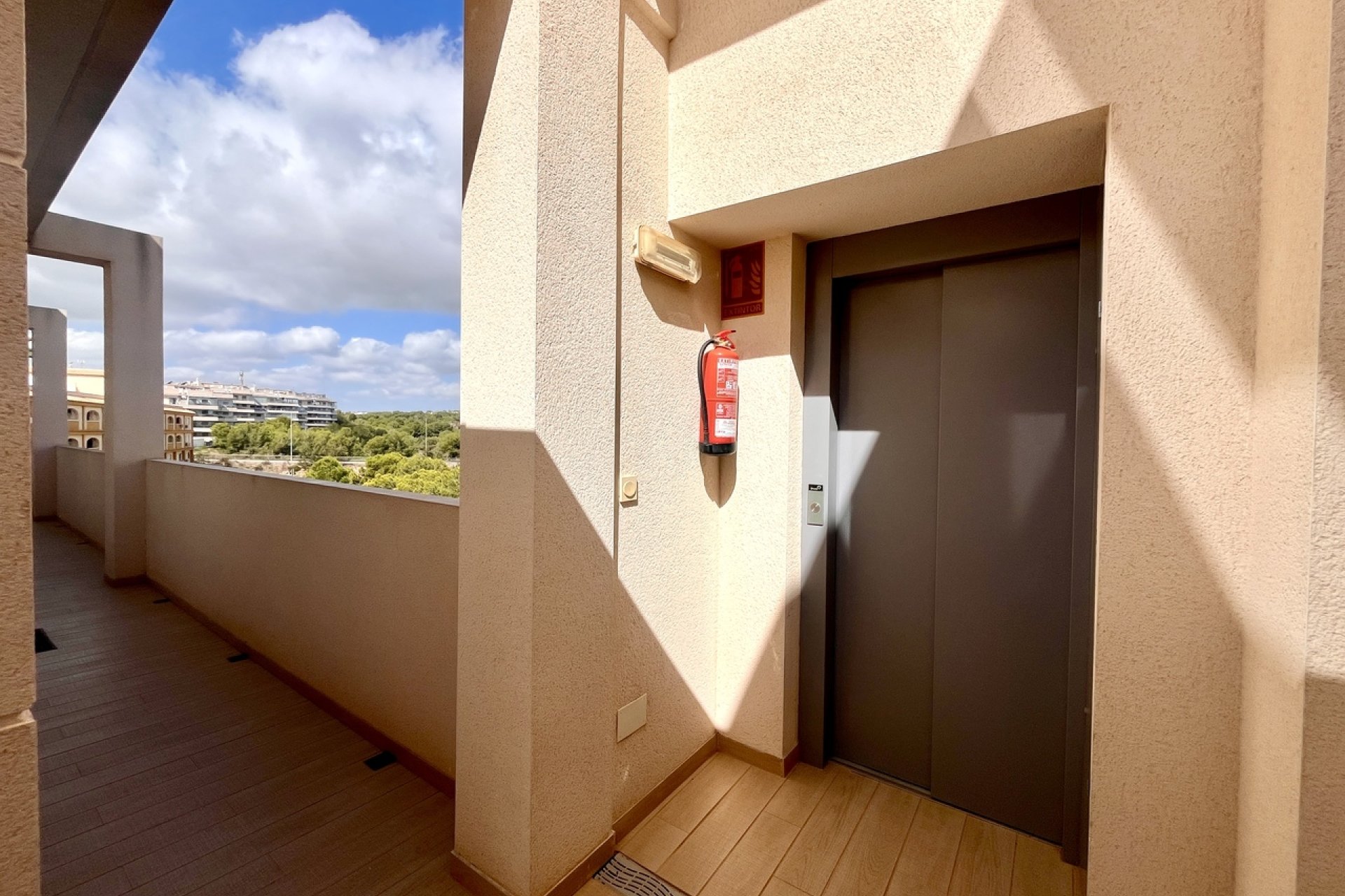 ﻿Luxury 3-bedroom penthouse with ocean views in Los Dolses, Orihuela Costa