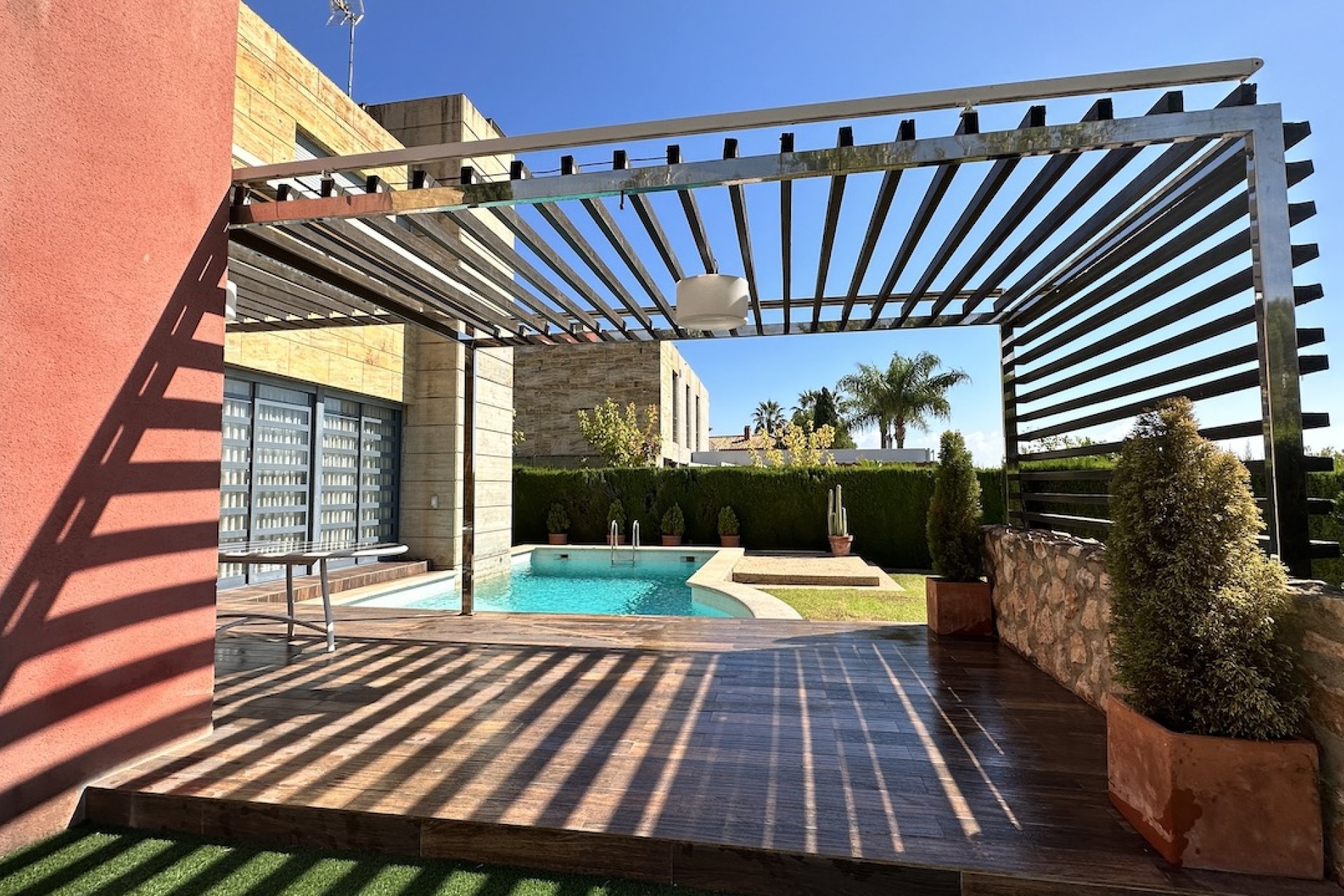 ﻿Luxury 4-bedroom villa with a private pool and ocean views in Dehesa de Campoamor