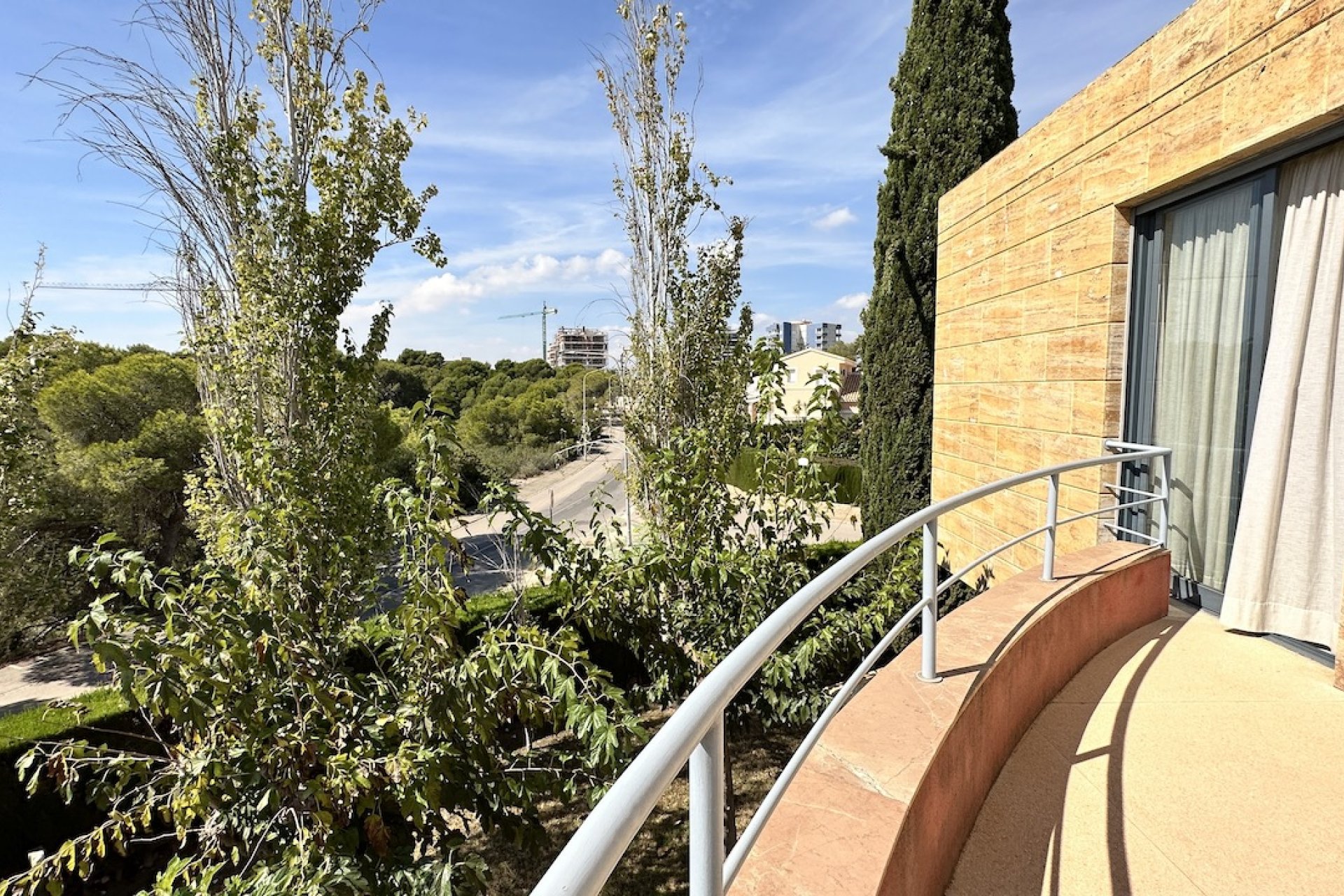 ﻿Luxury 4-bedroom villa with a private pool and ocean views in Dehesa de Campoamor