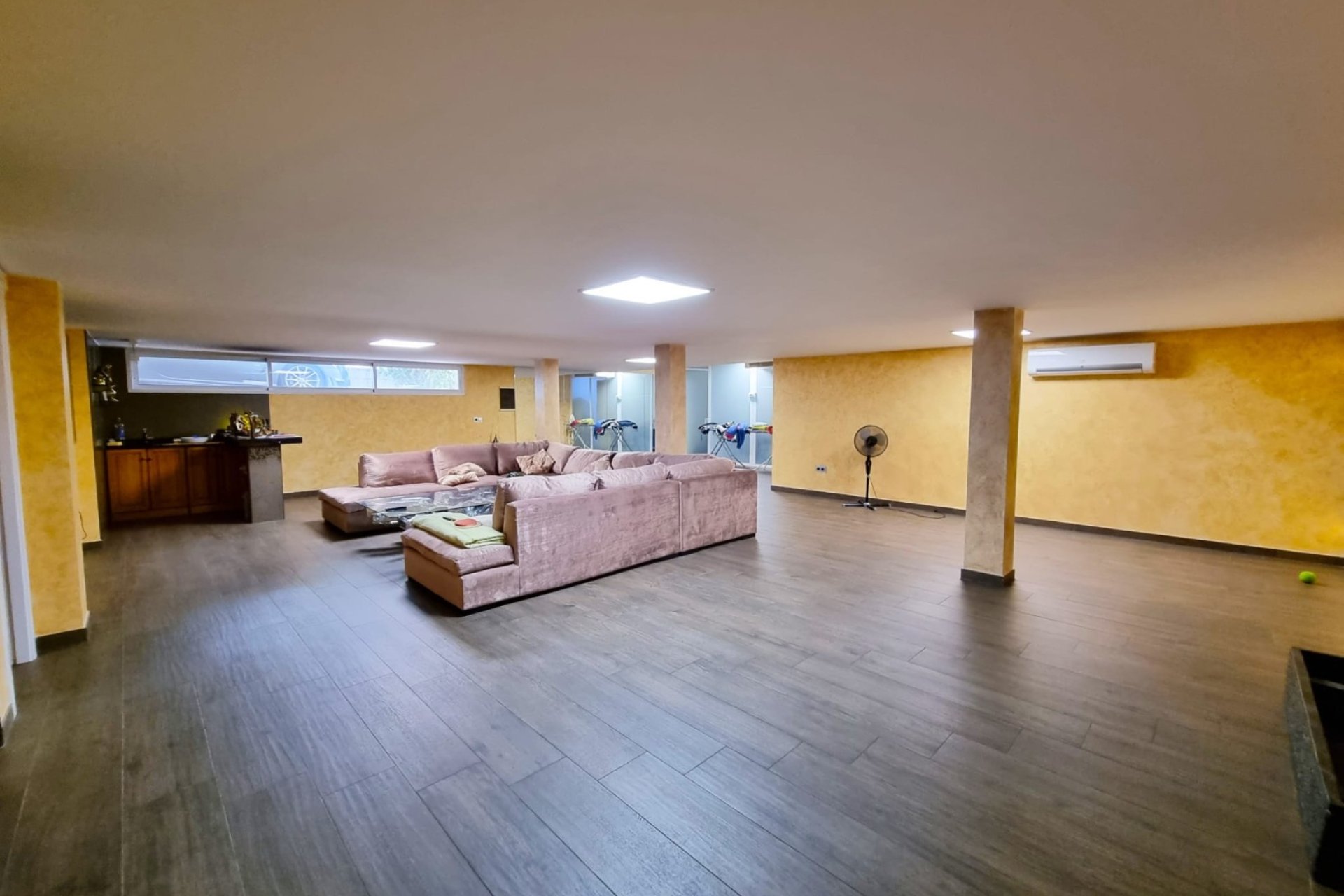 Luxury 5-bedroom villa with a private pool and ocean views in Torrevieja