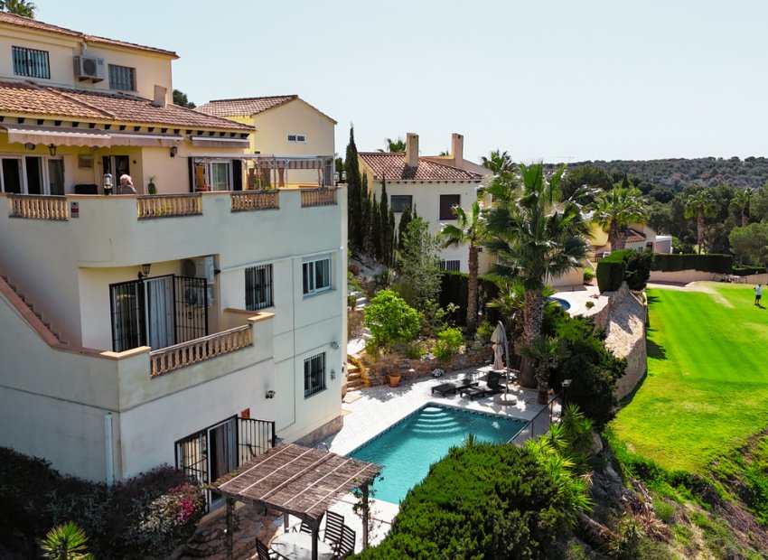 Luxury 5-bedroom villa with golf views for sale in Las Ramblas, Costa Blanca