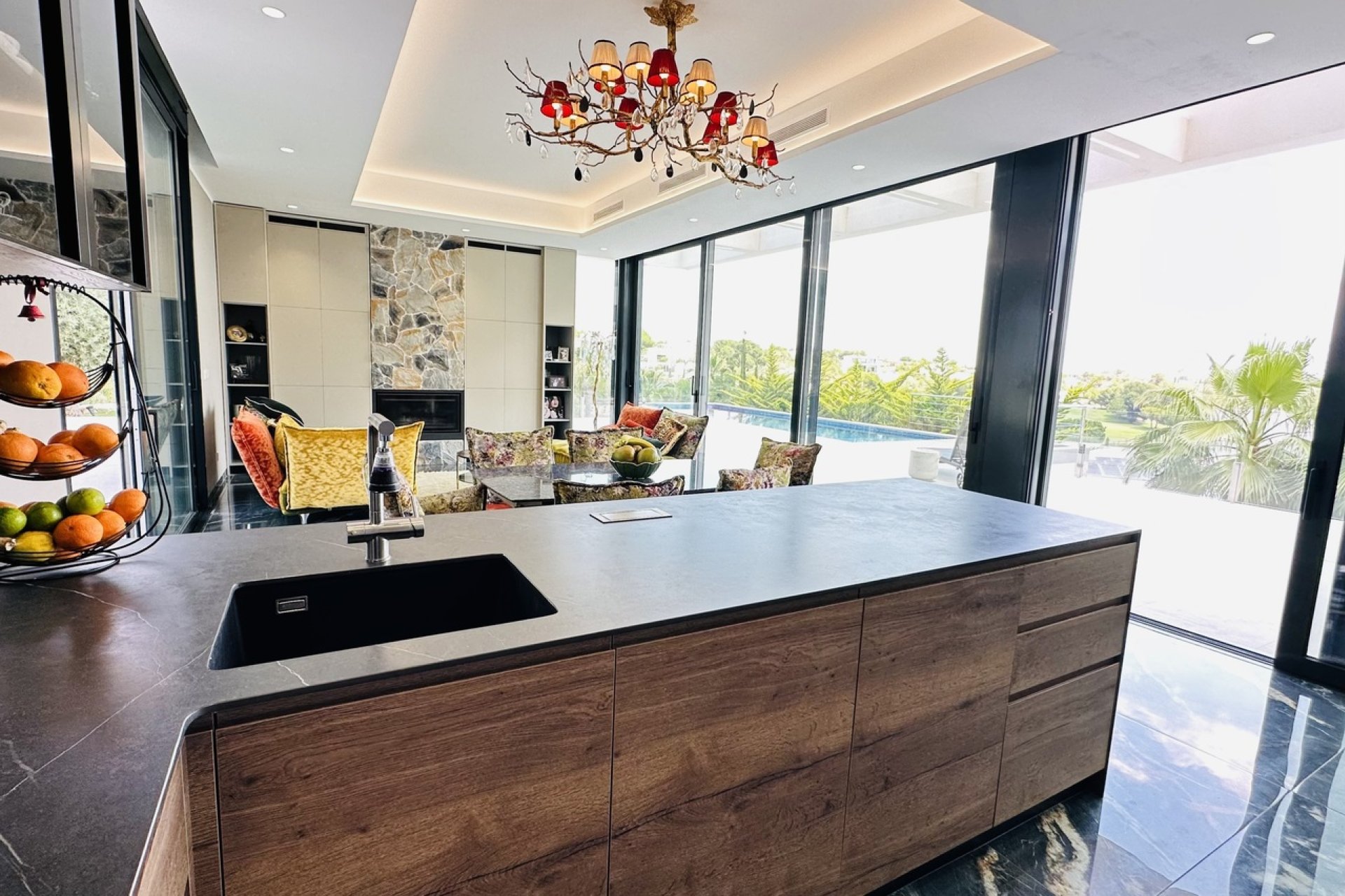 ﻿Luxury 6-bedroom villa with golf views in Dehesa de Campoamor