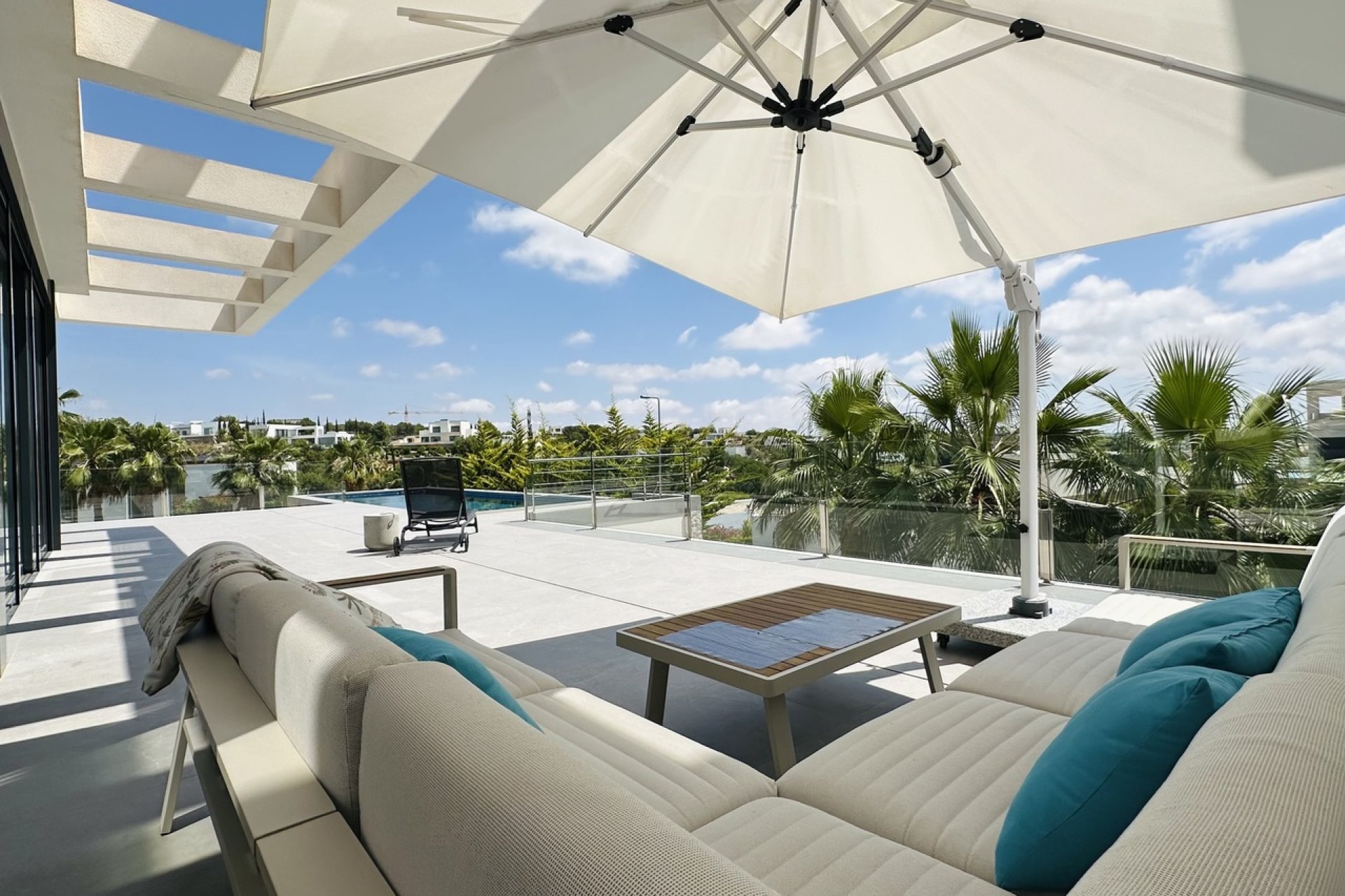 ﻿Luxury 6-bedroom villa with golf views in Dehesa de Campoamor
