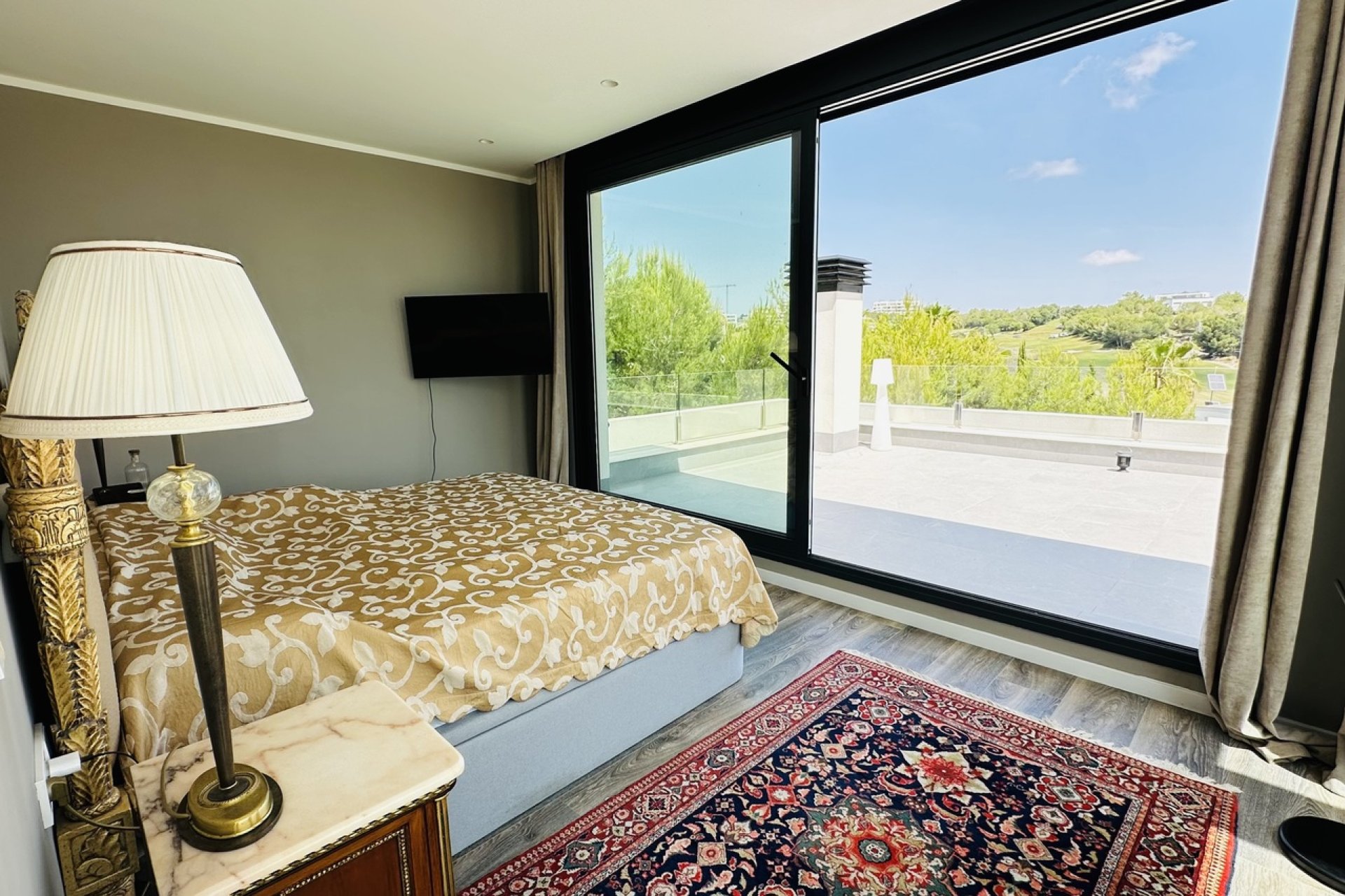 ﻿Luxury 6-bedroom villa with golf views in Dehesa de Campoamor