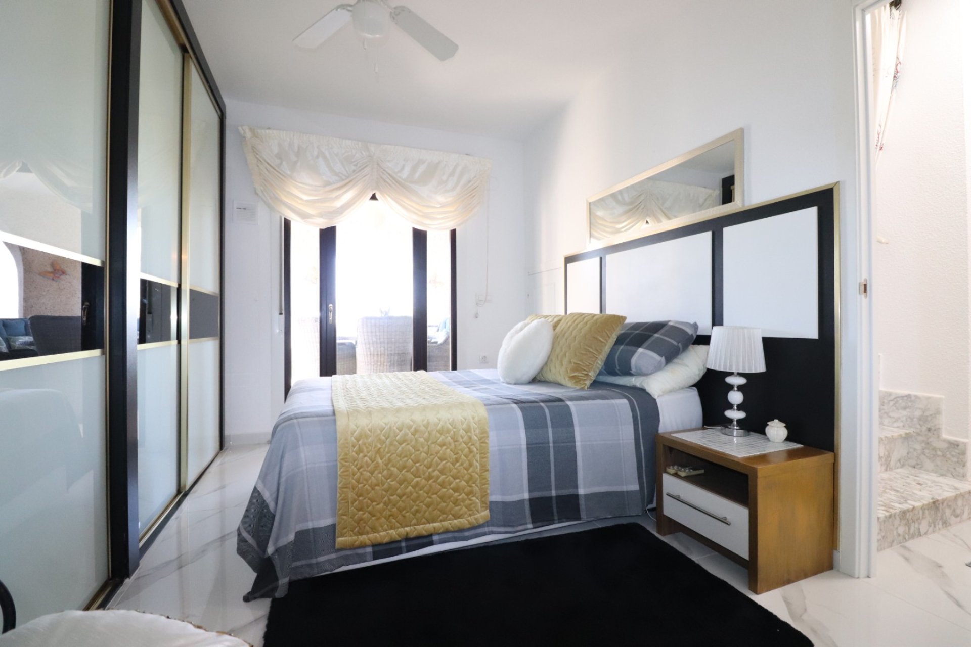 Luxury apartment in Intempo Benidorm with panoramic ocean views and amenities