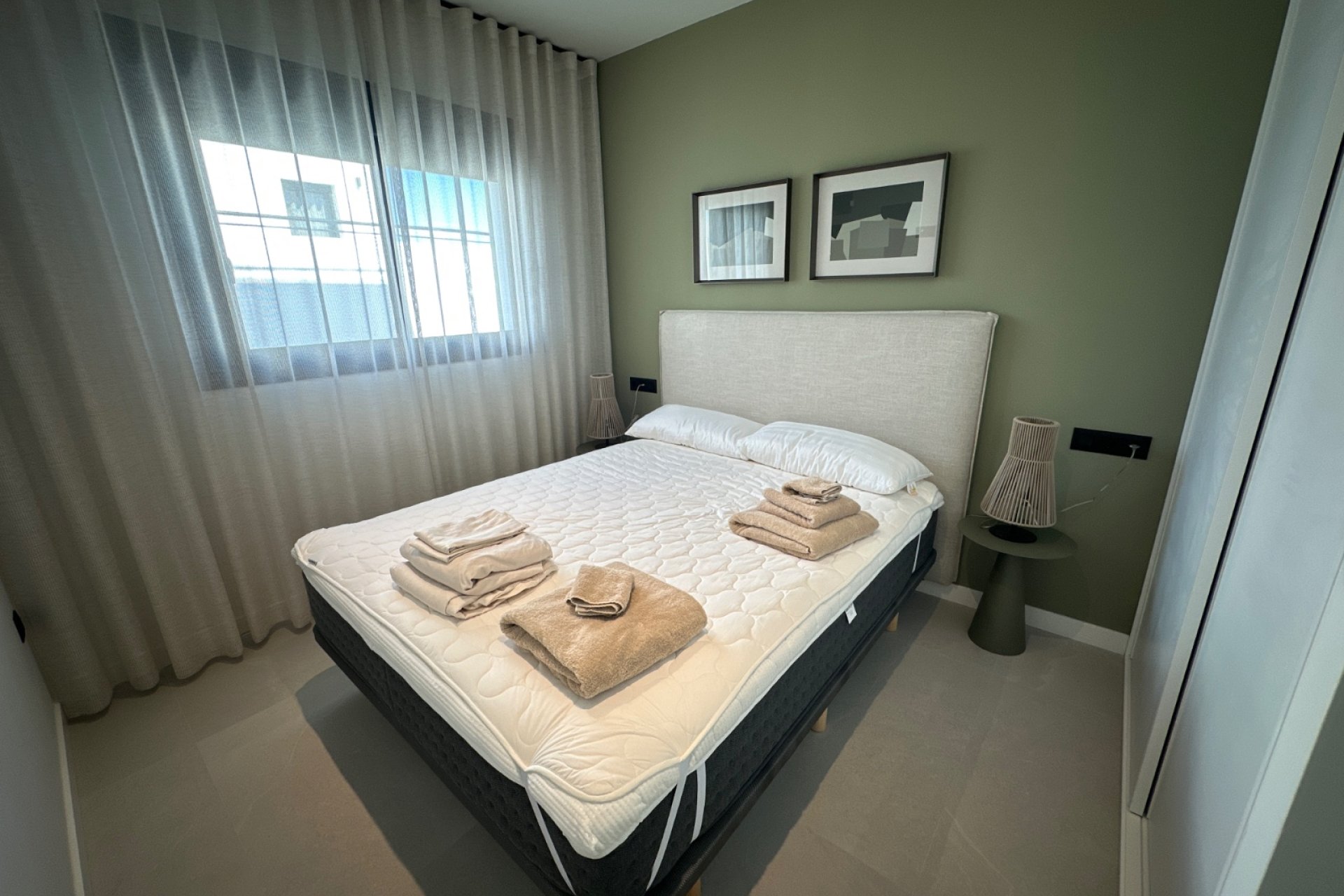 ﻿Luxury, move-in-ready 4-bedroom villa with a private pool in Ciudad Quesada