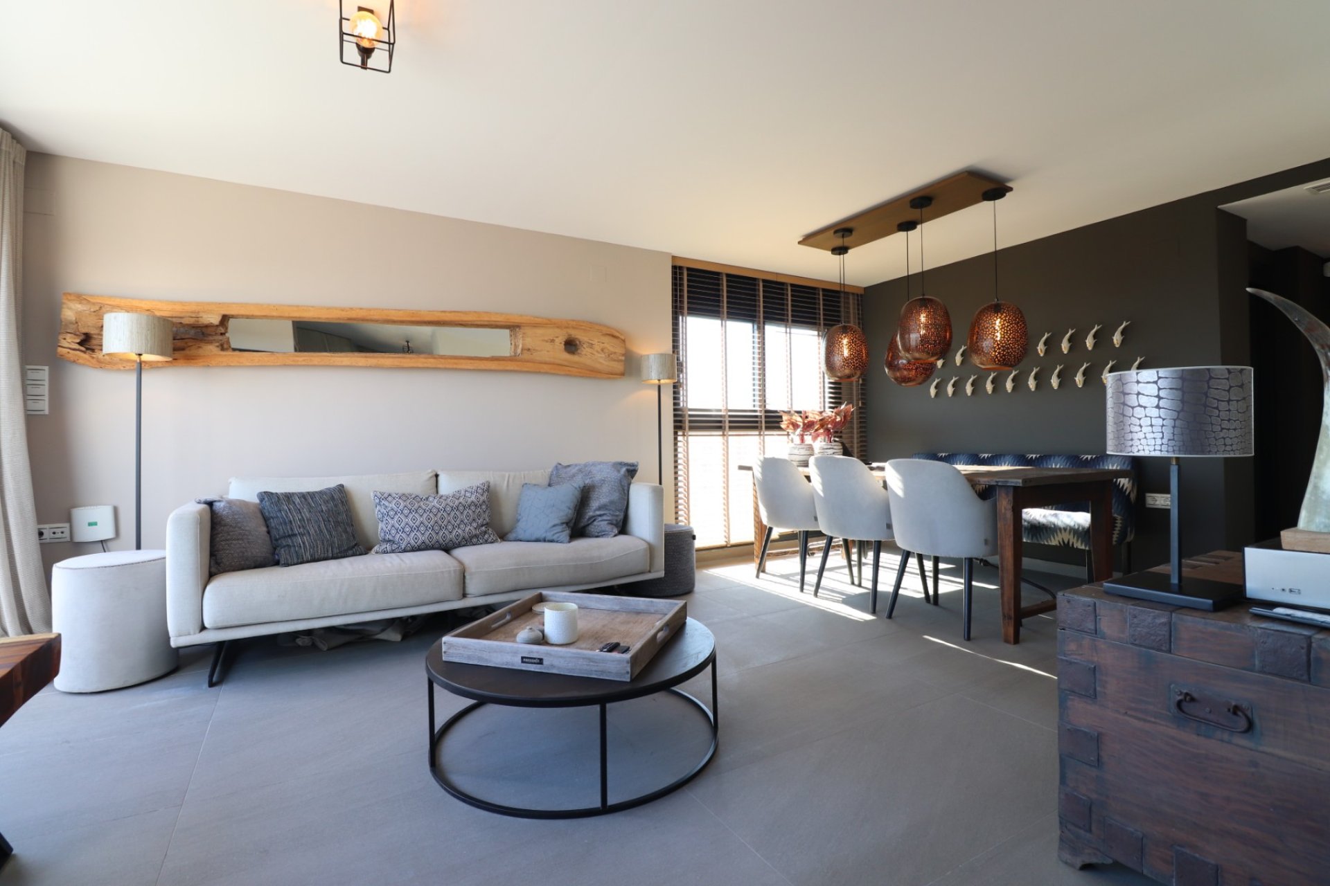 Luxury penthouse with private pool, ocean view, and sun deck in Guardamar