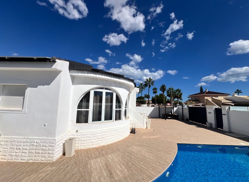 Luxury renovated villa with a pool and solar panels in Ciudad Quesada