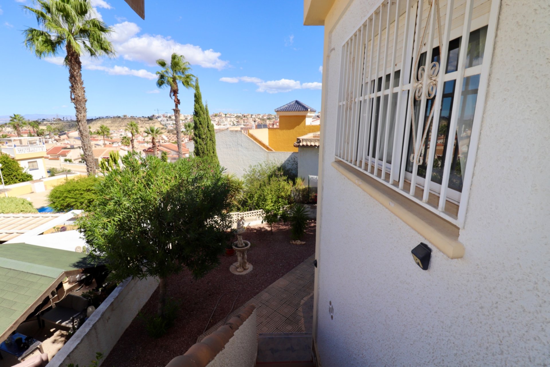Luxury semi-detached villa with guest apartment and views in Ciudad Quesada
