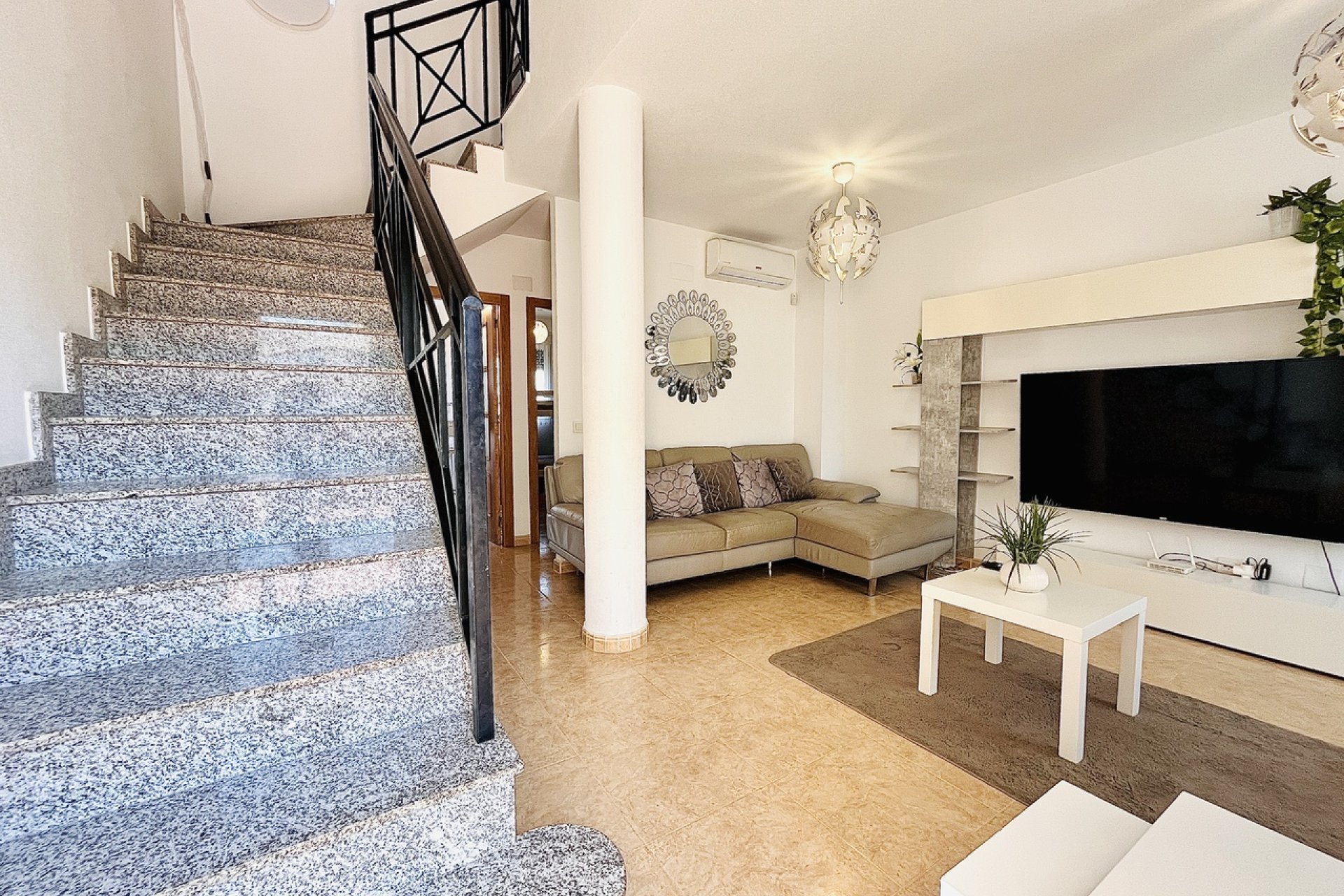 Luxury townhouse with ocean views and a pool in Lomas de Cabo Roig, Costa Blanca