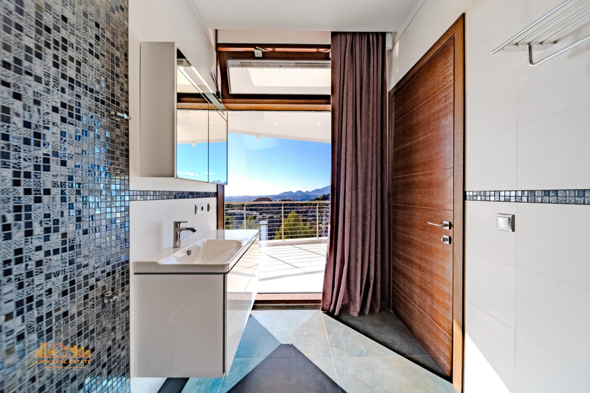 Luxury villa in Altea Hills with ocean views, a private pool, a spa, and 5 bedrooms