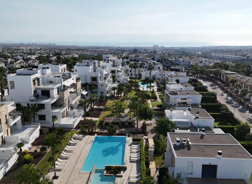 Luxury villa with ocean views and a private pool in Orihuela Costa