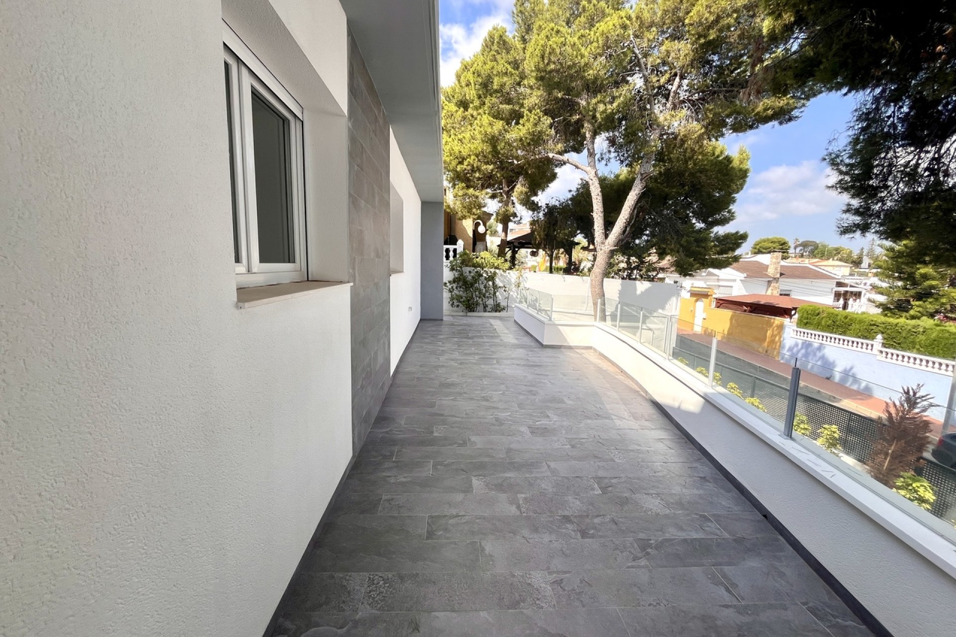 Luxury villa with ocean views and a private pool in Torrevieja